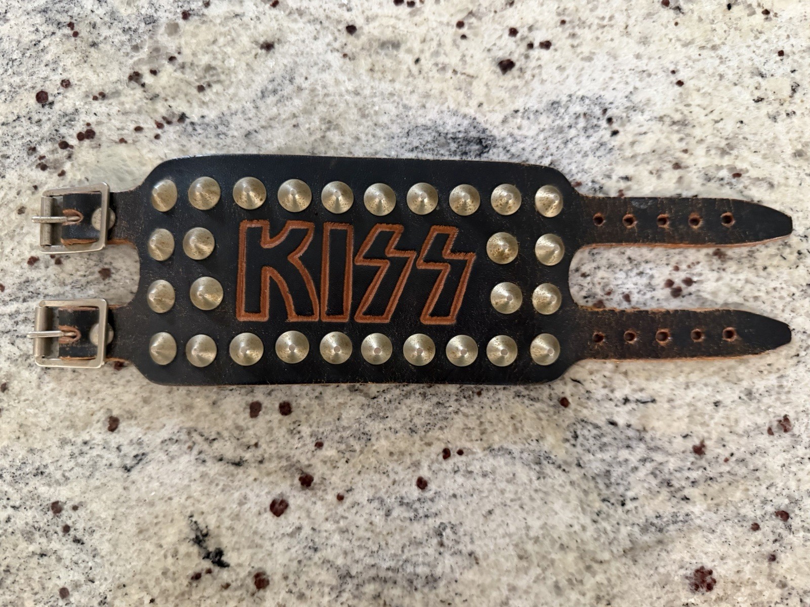 KISS 1981 UK ELDER ORDER FORM STUDDED BRACELET GENE ACE ERIC AUCOIN VINTAGE RARE KISS 1981 UK ELDER ORDER FORM STUDDED BRACELET GENE ACE ERIC AUCOIN VINTAGE RARE