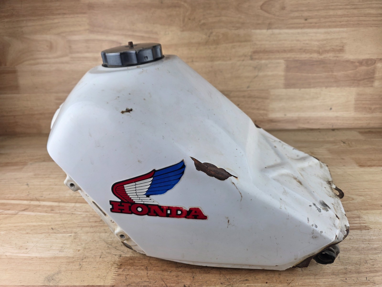 1985 85 ATC350X HONDA OEM FUEL GAS TANK CAP 1986 86 ATC 350X 1985 85 ATC350X HONDA OEM FUEL GAS TANK CAP 1986 86 ATC 350X