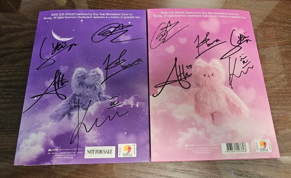 FIFTY FIFTY Signed Album Love Tune Days & Night Ver. All Members Signature K-POP FIFTY FIFTY Signed Album Love Tune Days & Night Ver. All Members Signature K-POP