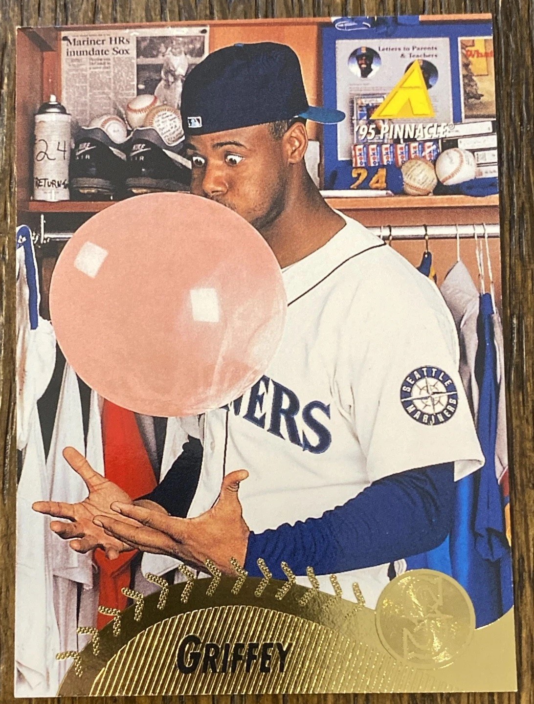 1995 Pinnacle - Ken Griffey Jr #128 - Mariners 1995 Pinnacle - Ken Griffey Jr #128 - Mariners