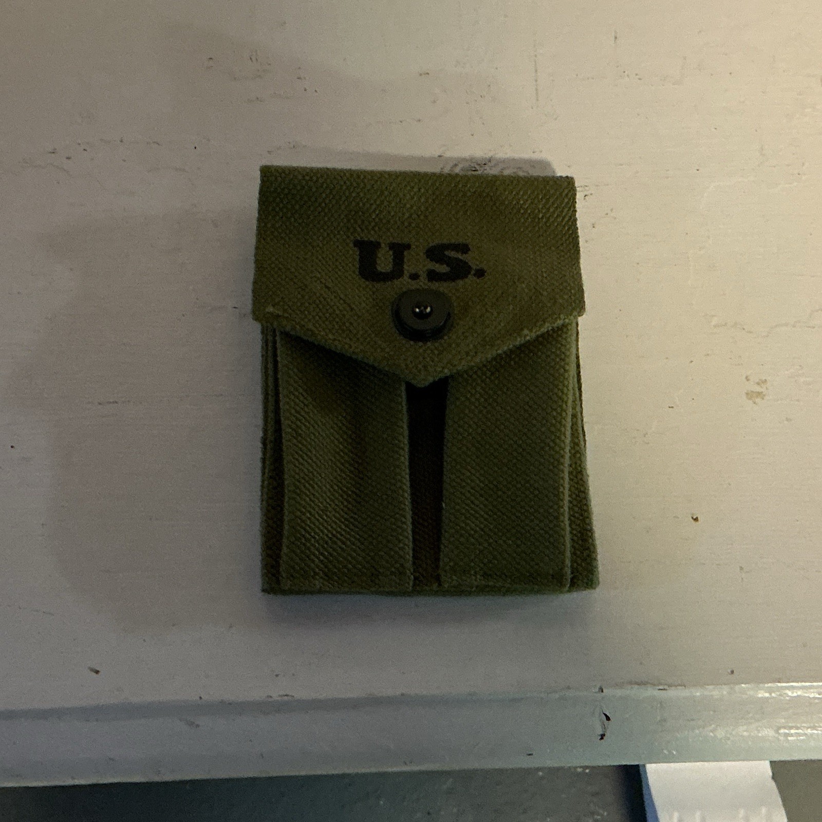 At the front reproduction WWII U.S. (JQMD 1943) OD green color At the front reproduction WWII U.S. (JQMD 1943) OD green color