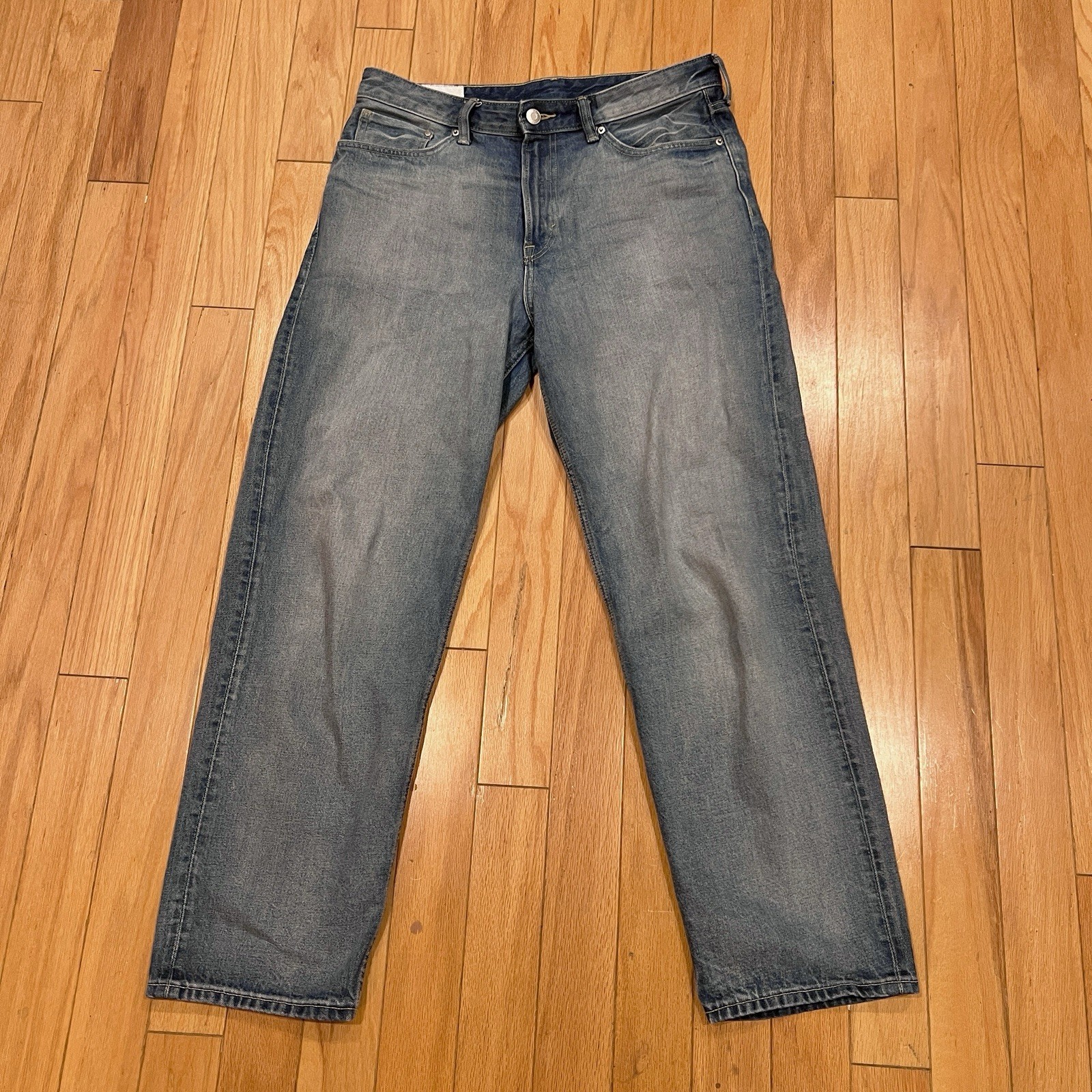 H&M Loose Ample Washed Denim Blue Jeans Mens 34x34 H&M Loose Ample Washed Denim Blue Jeans Mens 34x34