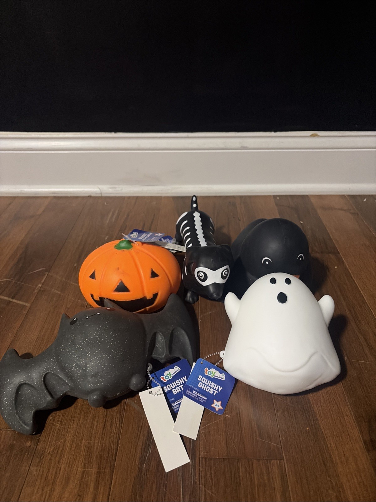VIRAL Sunny Days/Toymendous Halloween Squishy Lot of 5 *New w/ Tags* New Release