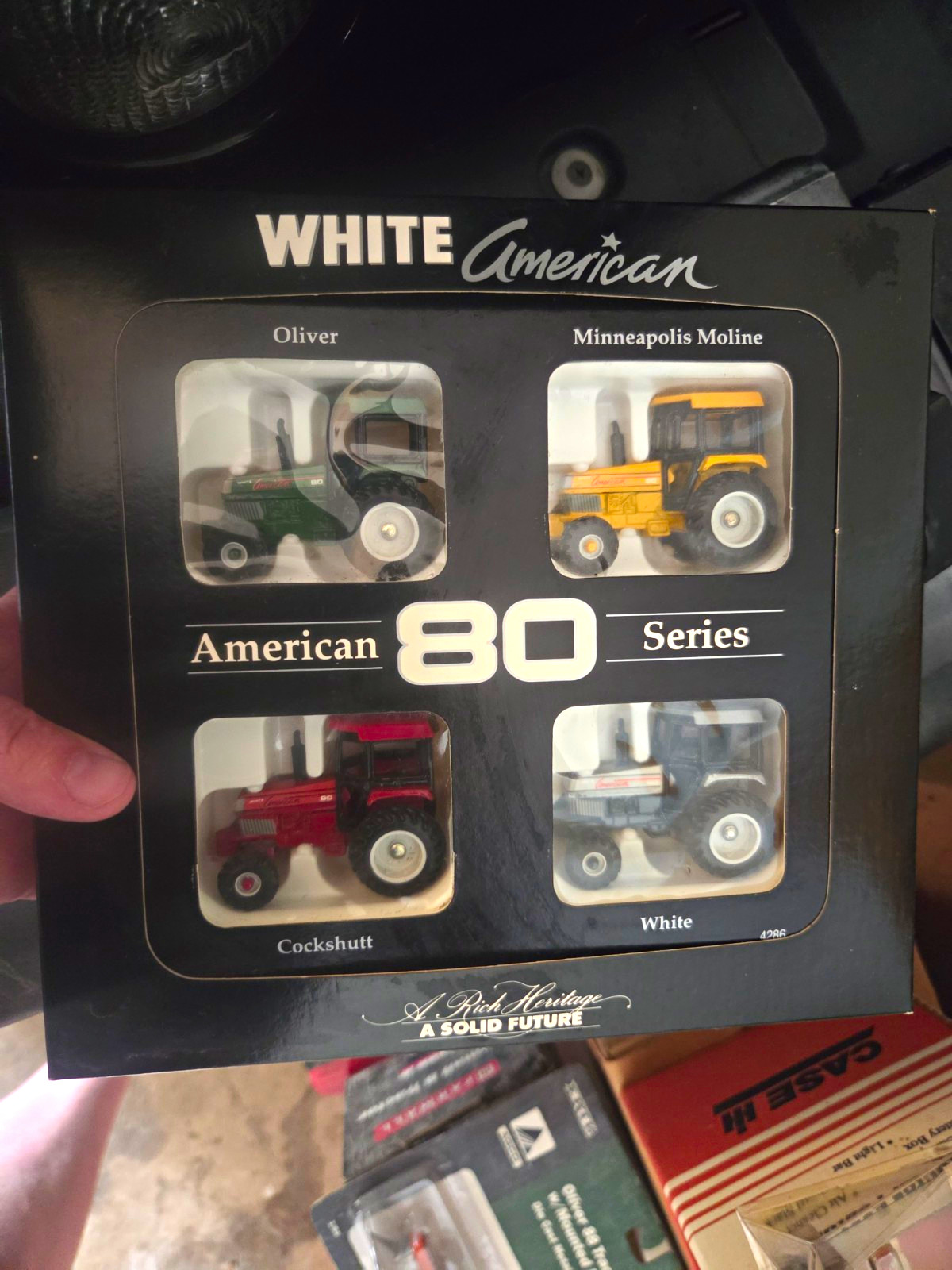 Ertl White American 80 Series Tractor Set 1990 1:64 Diecast Unopened Box 4286 Ertl White American 80 Series Tractor Set 1990 1:64 Diecast Unopened Box 4286