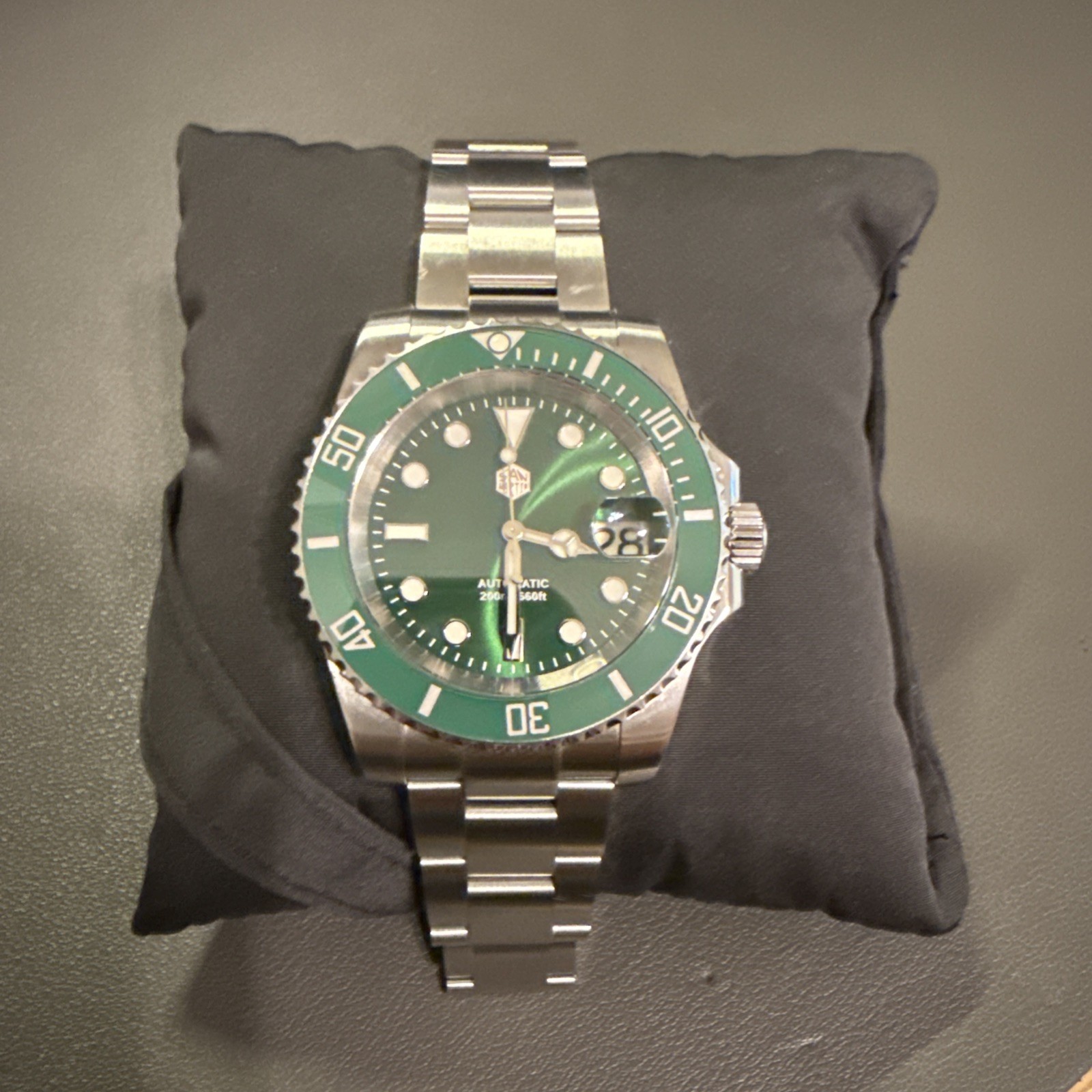 San Martin SN0017B Automatic Watch 40mm Green Oyster San Martin SN0017B Automatic Watch 40mm Green Oyster