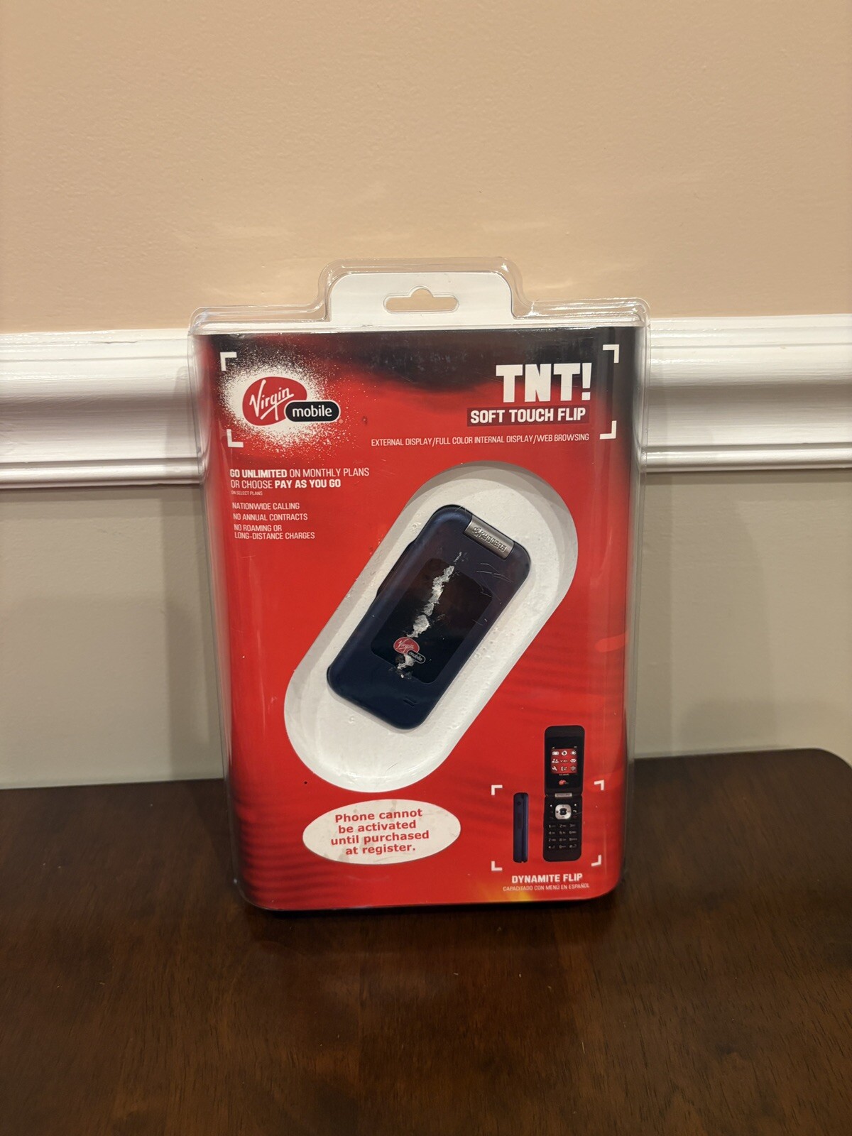 New NIB Virgin Mobile Kyocera TNT Soft Touch Flip Phone Cell Phone Blue Black New NIB Virgin Mobile Kyocera TNT Soft Touch Flip Phone Cell Phone Blue Black