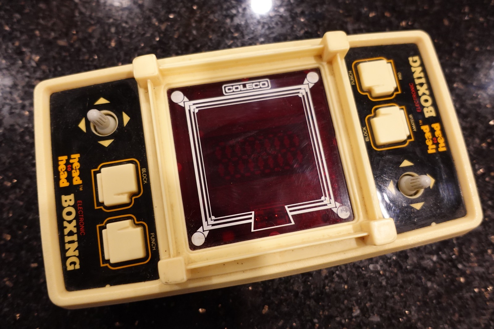 Vintage COLECO BOXING Handheld Electronic Video game   A12 READ ALL