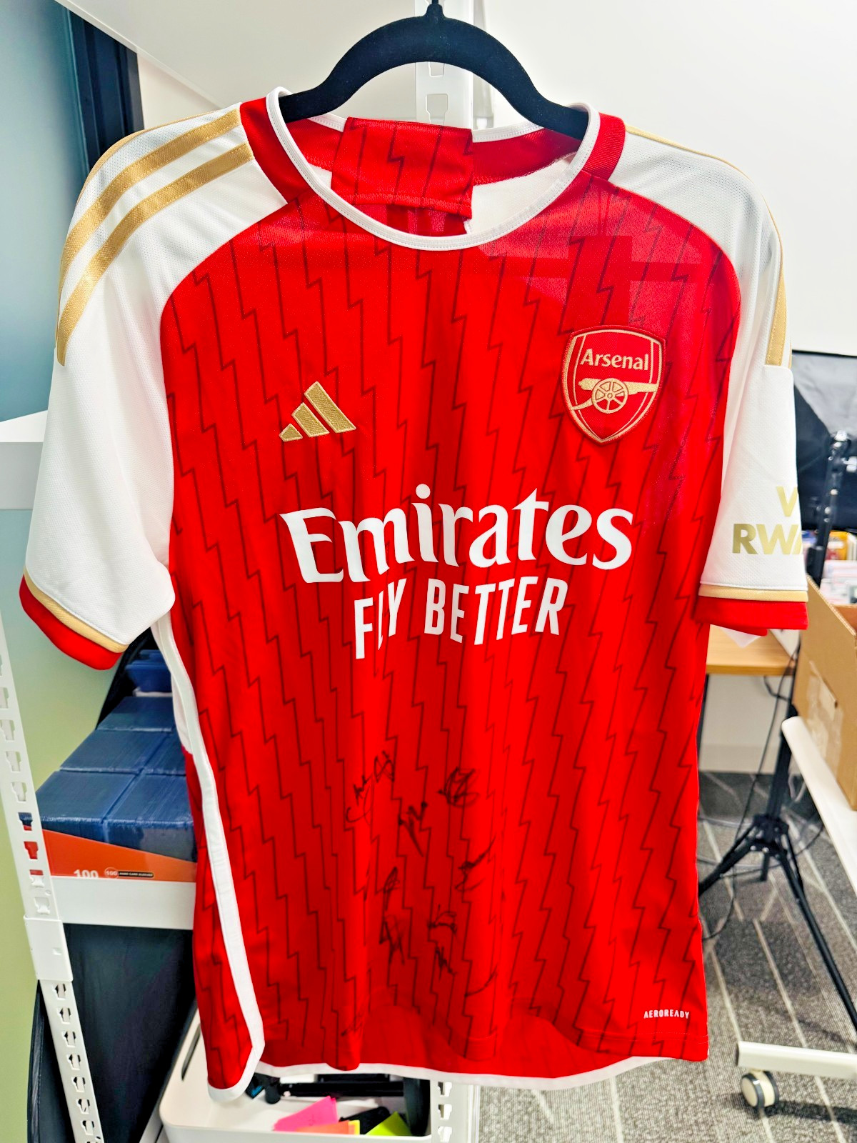2023/24 Arsenal FC Adidas Home Jersey Multi Signed Autographed Squad Sz L