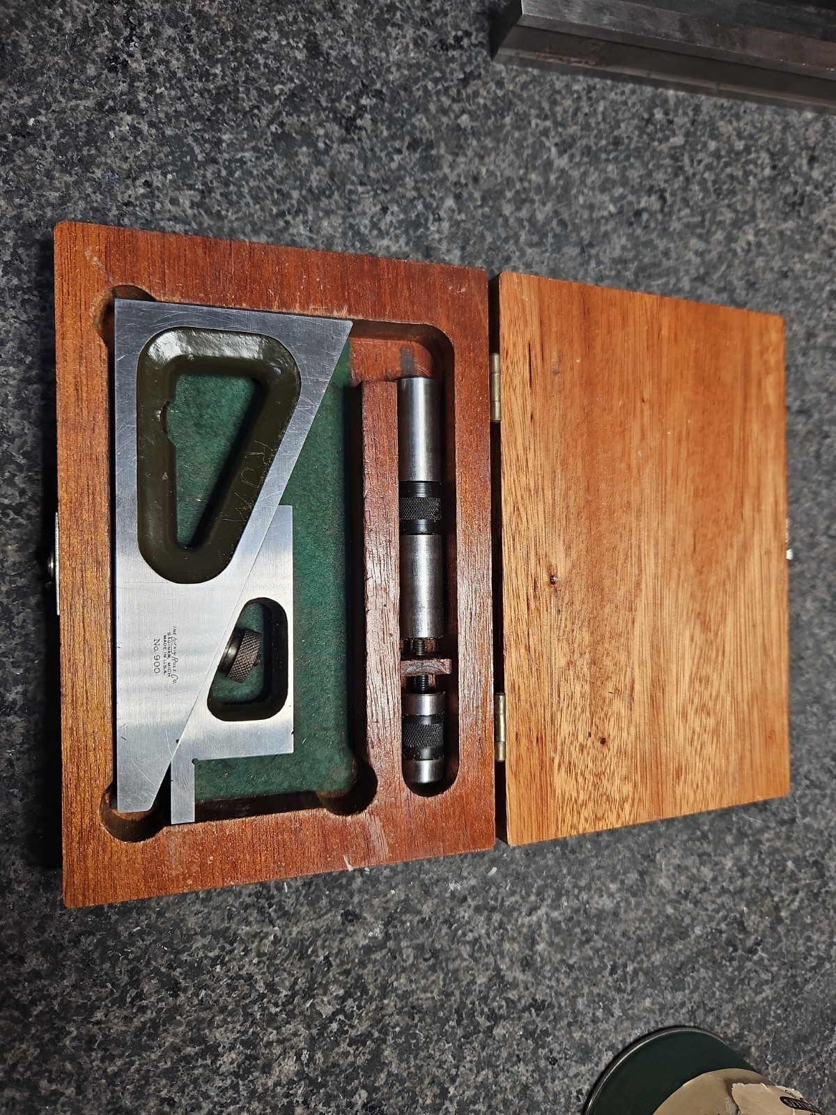 The Lufkin Co No.900 Machinists Planer Gauge Vintage Tool In Wooden Box USA Made The Lufkin Co No.900 Machinists Planer Gauge Vintage Tool In Wooden Box USA Made