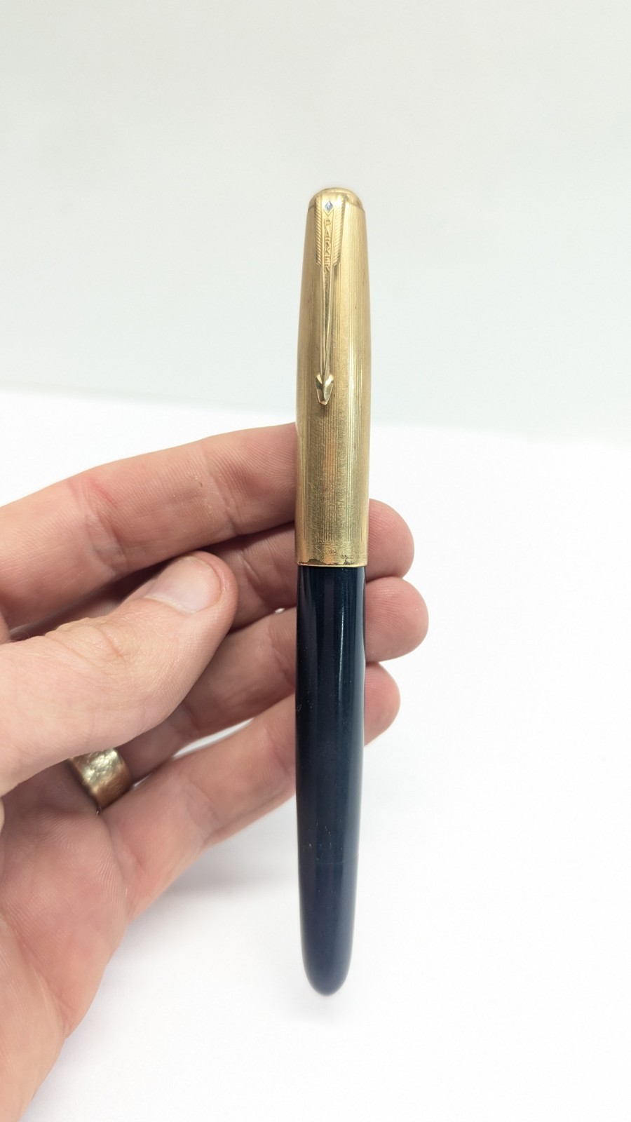 Parker VINTAGE Dark Blue Fountain Pen 1/10 12ct Gold Filled Cap Estate Find Parker VINTAGE Dark Blue Fountain Pen 1/10 12ct Gold Filled Cap Estate Find