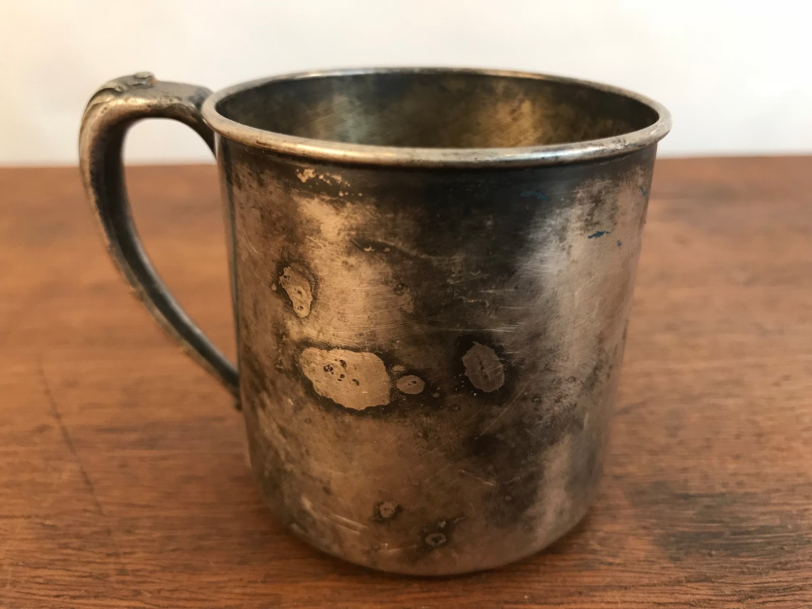 Vintage 1957 Oneida Silver Plated Engraved Baby Cup (HD16)