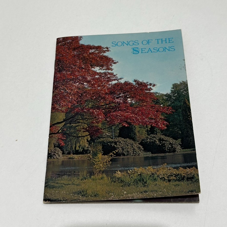 VTG 1955 Hallmark Treasures SONGS OF THE SEASONS Poem Booklet Bette Bishop MCM VTG 1955 Hallmark Treasures SONGS OF THE SEASONS Poem Booklet Bette Bishop MCM