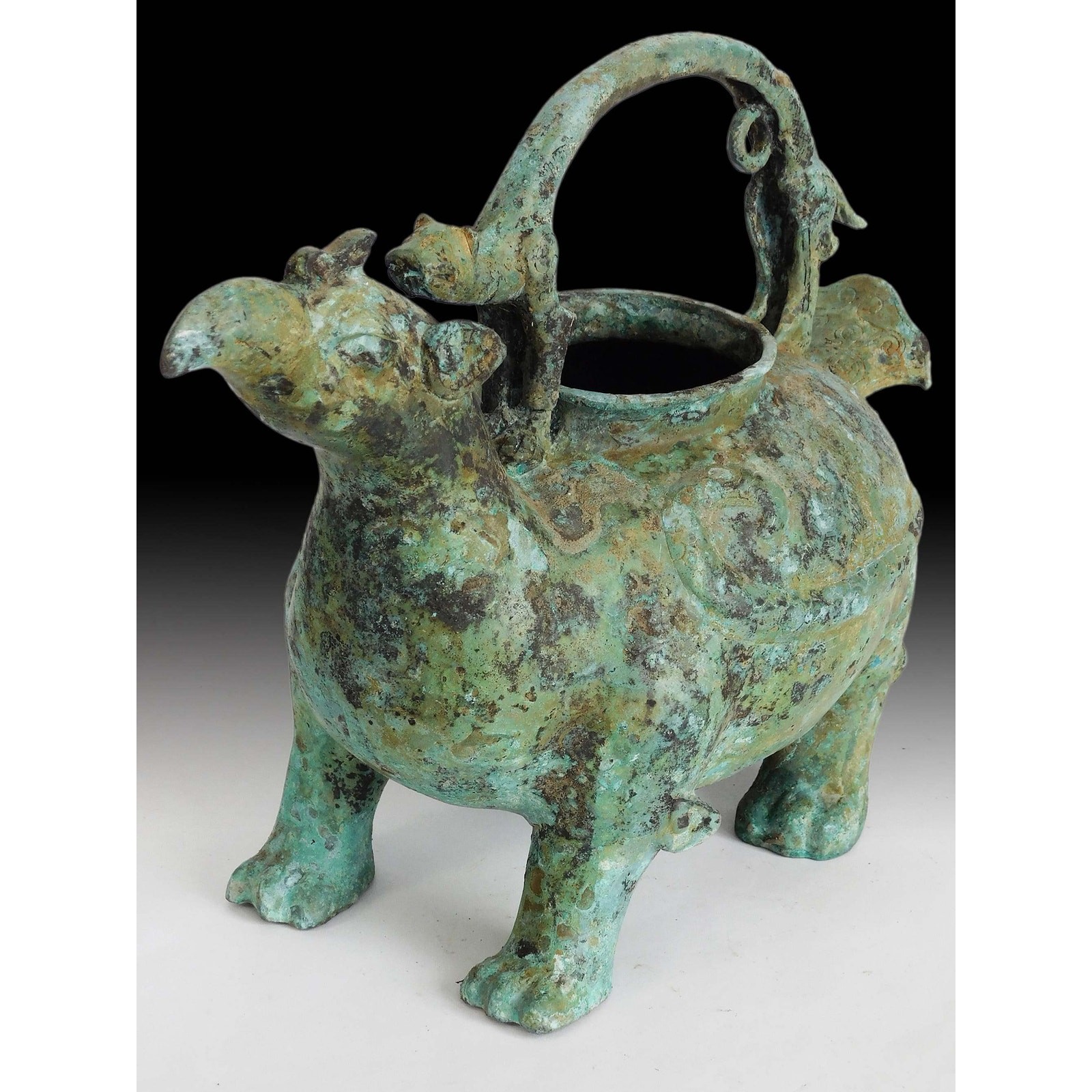 Ancient Chinese Ritual Bronze Zun Libation Zoomorphic Dinosaur Wine Vessel 青銅禮尊