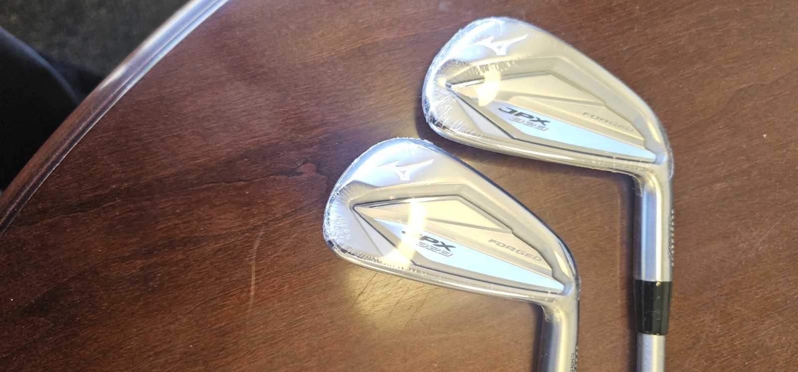 New Mizuno JPX 923 Forged 4 & 5 Iron Right-Handed kbs C Taper Lite 105 Regular New Mizuno JPX 923 Forged 4 & 5 Iron Right-Handed kbs C Taper Lite 105 Regular