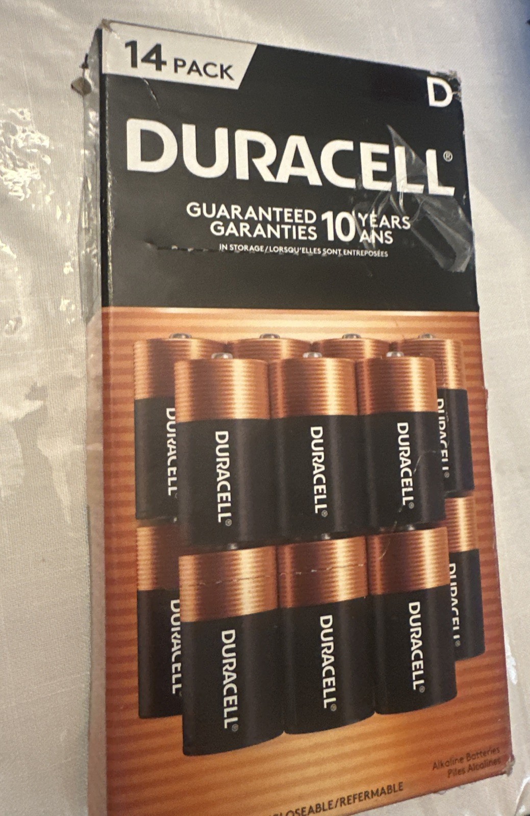 Duracell CopperTop D Batteries 14-Count (2032) - NEVER USED Duracell CopperTop D Batteries 14-Count (2032) - NEVER USED