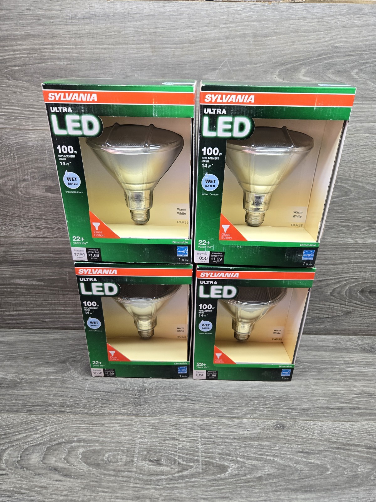Lot Of 4 Sylvania Ultra LED 100w 14w Glass PAR38 Flood Warm White Light Bulb Lot Of 4 Sylvania Ultra LED 100w 14w Glass PAR38 Flood Warm White Light Bulb