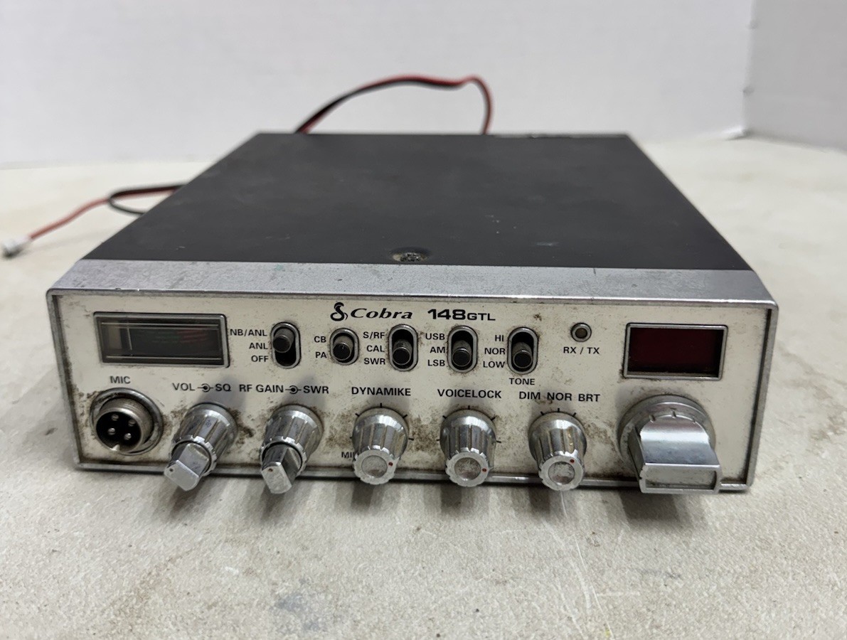 Vintage COBRA 148 gtl 40 Channel SSB cb radio UNTESTED