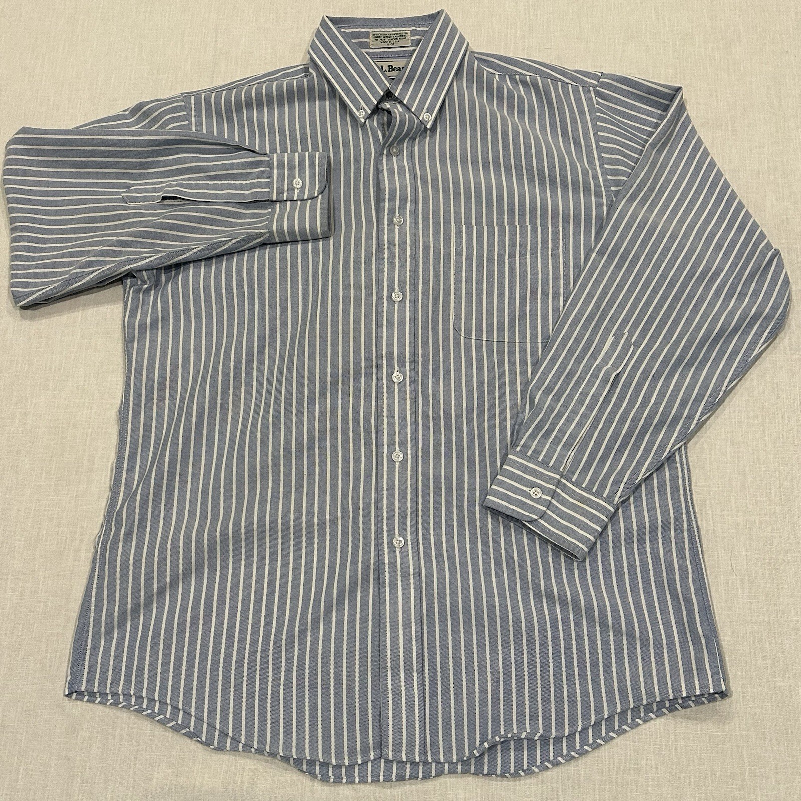 Vintage L.L.Bean Oxford Shirt 16-33 Blue White Stripe Made USA Men’s Vintage L.L.Bean Oxford Shirt 16-33 Blue White Stripe Made USA Men’s