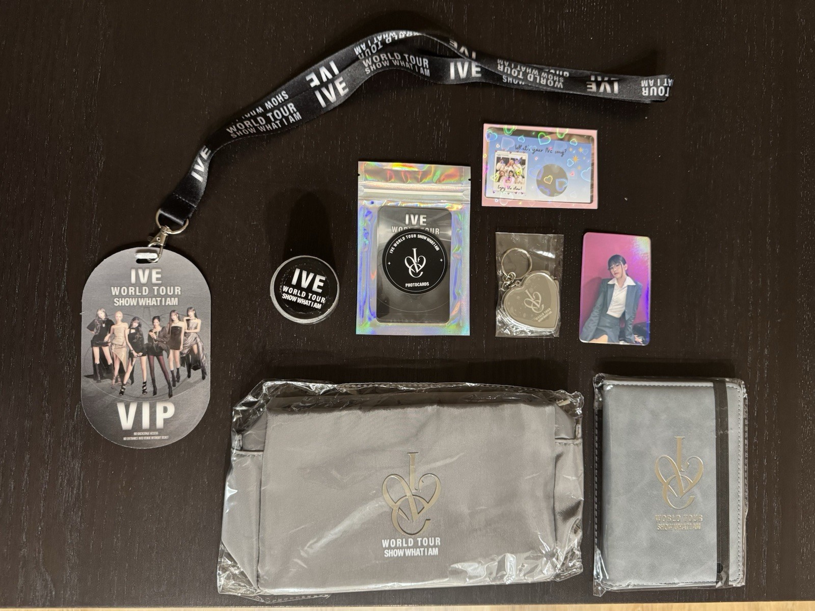 Official IVE World Tour Show What I Am VIP Lanyard + Sealed PhotoCard + Freebies