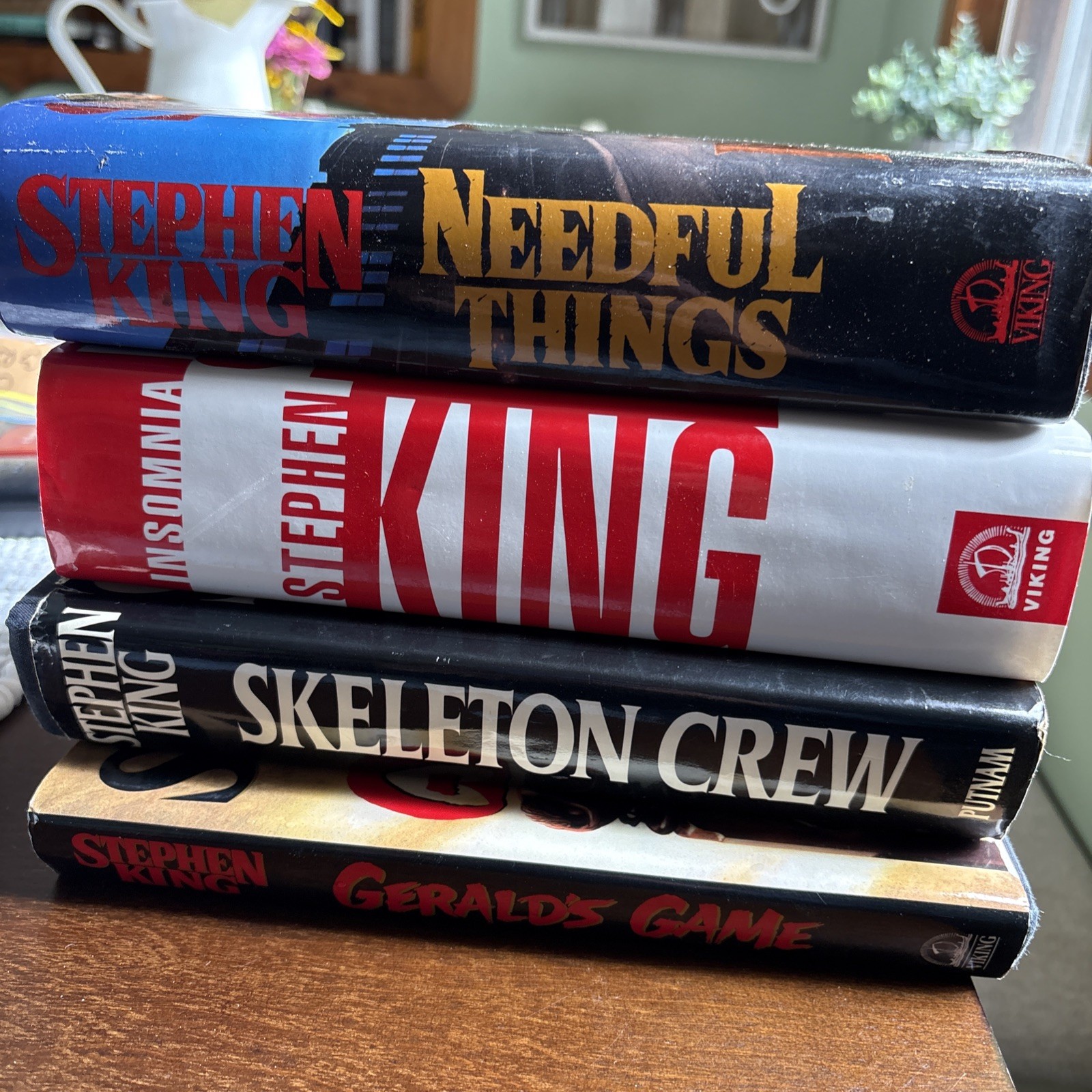 Lot of 8 Stephen King HC Books Mostly 1st Edition All in VG Condition Lot of 8 Stephen King HC Books Mostly 1st Edition All in VG Condition