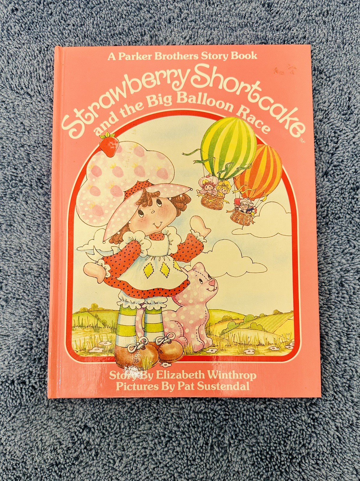 VINTAGE 1983 Strawberry Shortcake and the Big Balloon Race Hardcover Book VINTAGE 1983 Strawberry Shortcake and the Big Balloon Race Hardcover Book
