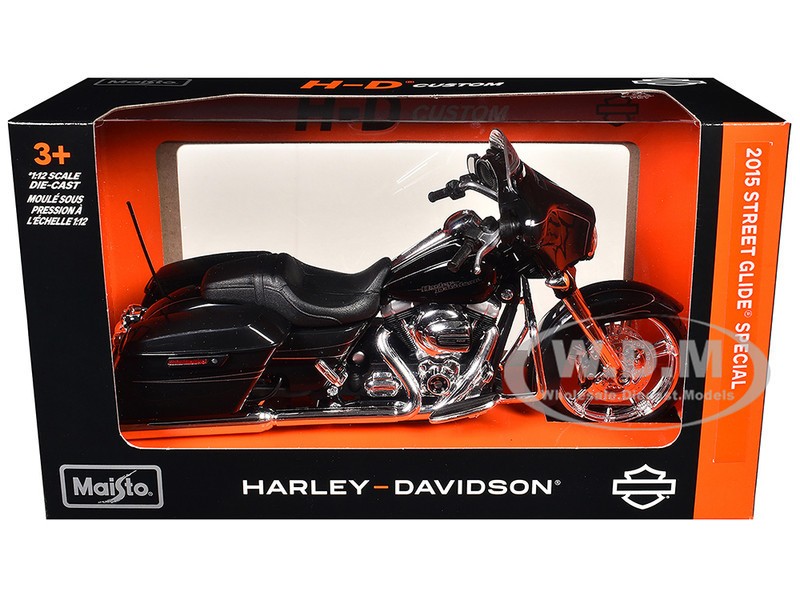 2015 HARLEY DAVIDSON STREET GLIDE SPECIAL BLACK 1/12 MOTORCYCLE BY MAISTO 32328