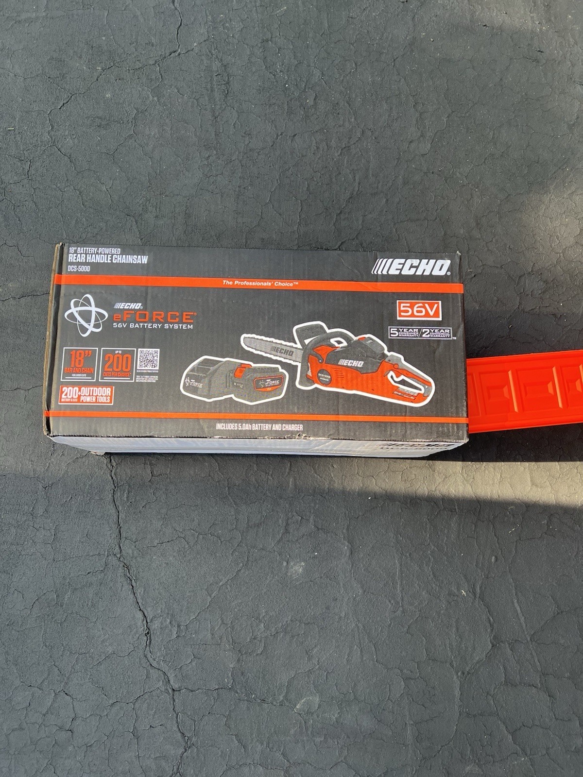 ECHO eFORCE DCS-5000 56V Chainsaw Kit (DCS-5000-18C2)
