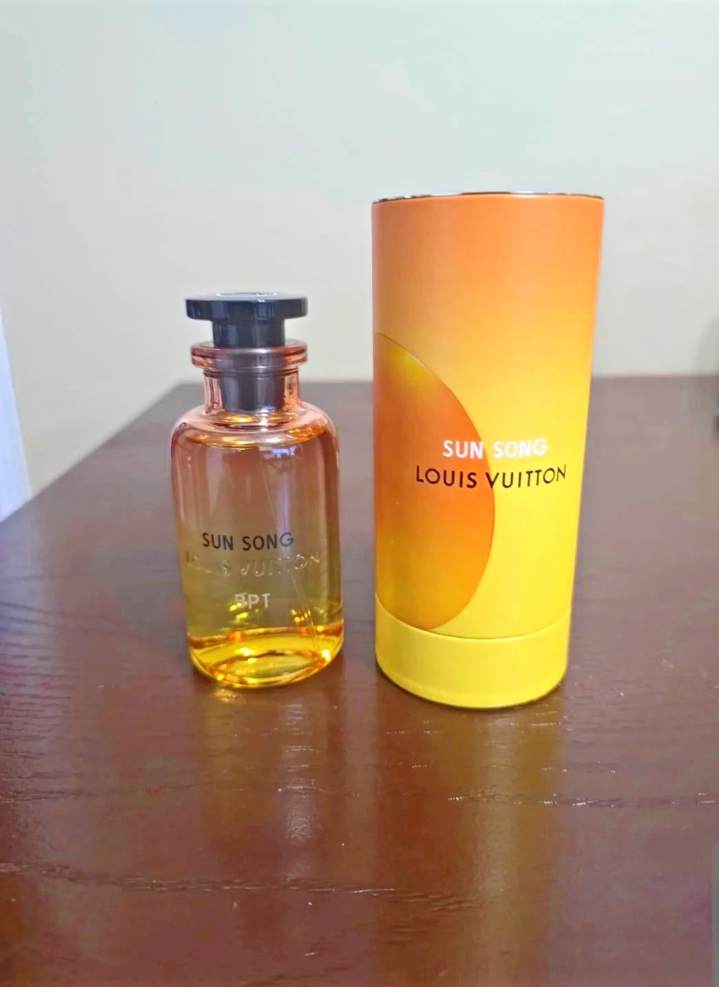 Louis Vuitton LV SUN SONG EDP 3.4 oz / 100 ml Paris Exclusive, Sealed Box Louis Vuitton LV SUN SONG EDP 3.4 oz / 100 ml Paris Exclusive, Sealed Box