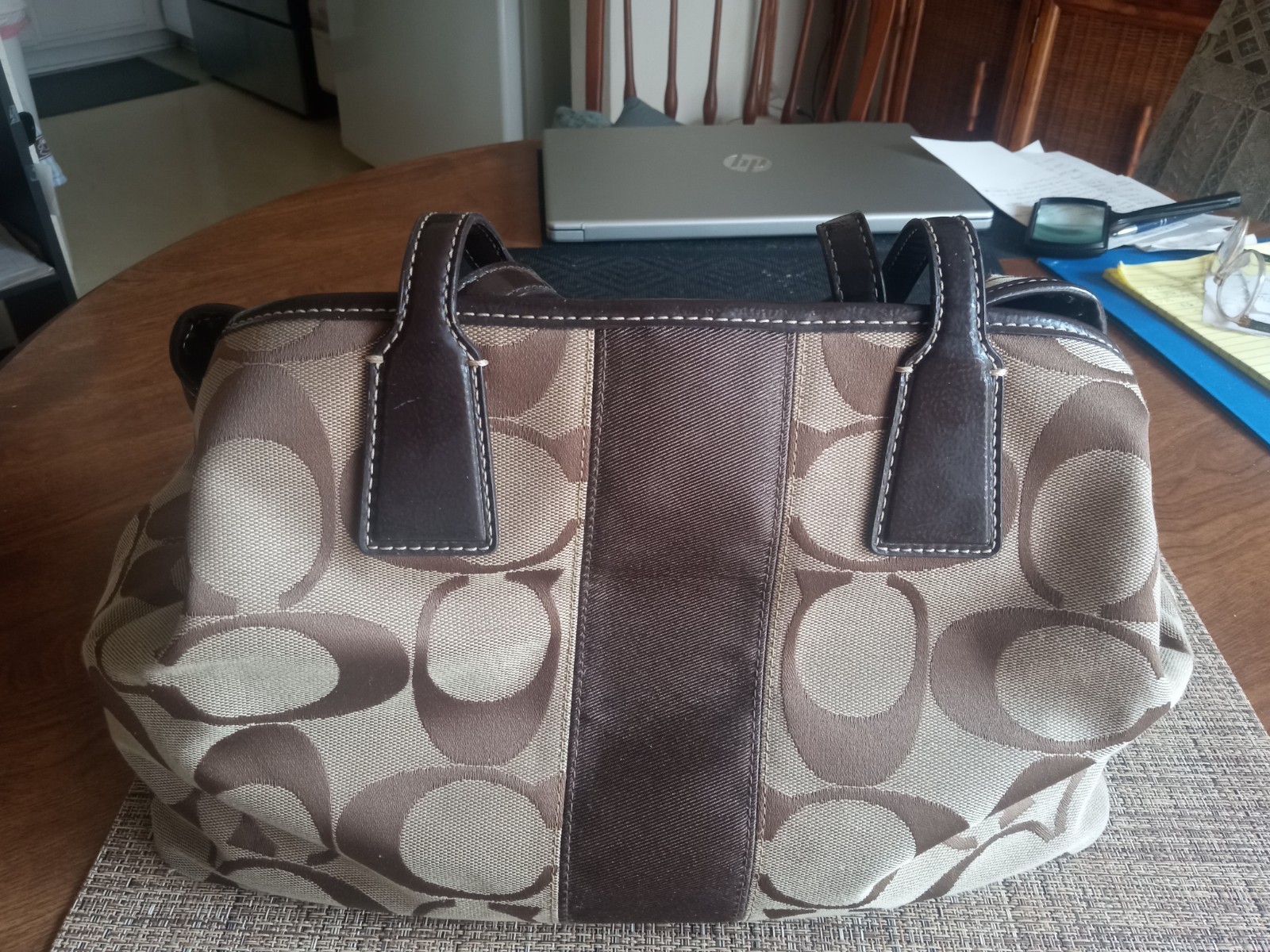 coach canvas bag signature vintage excellent condition coach canvas bag signature vintage excellent condition