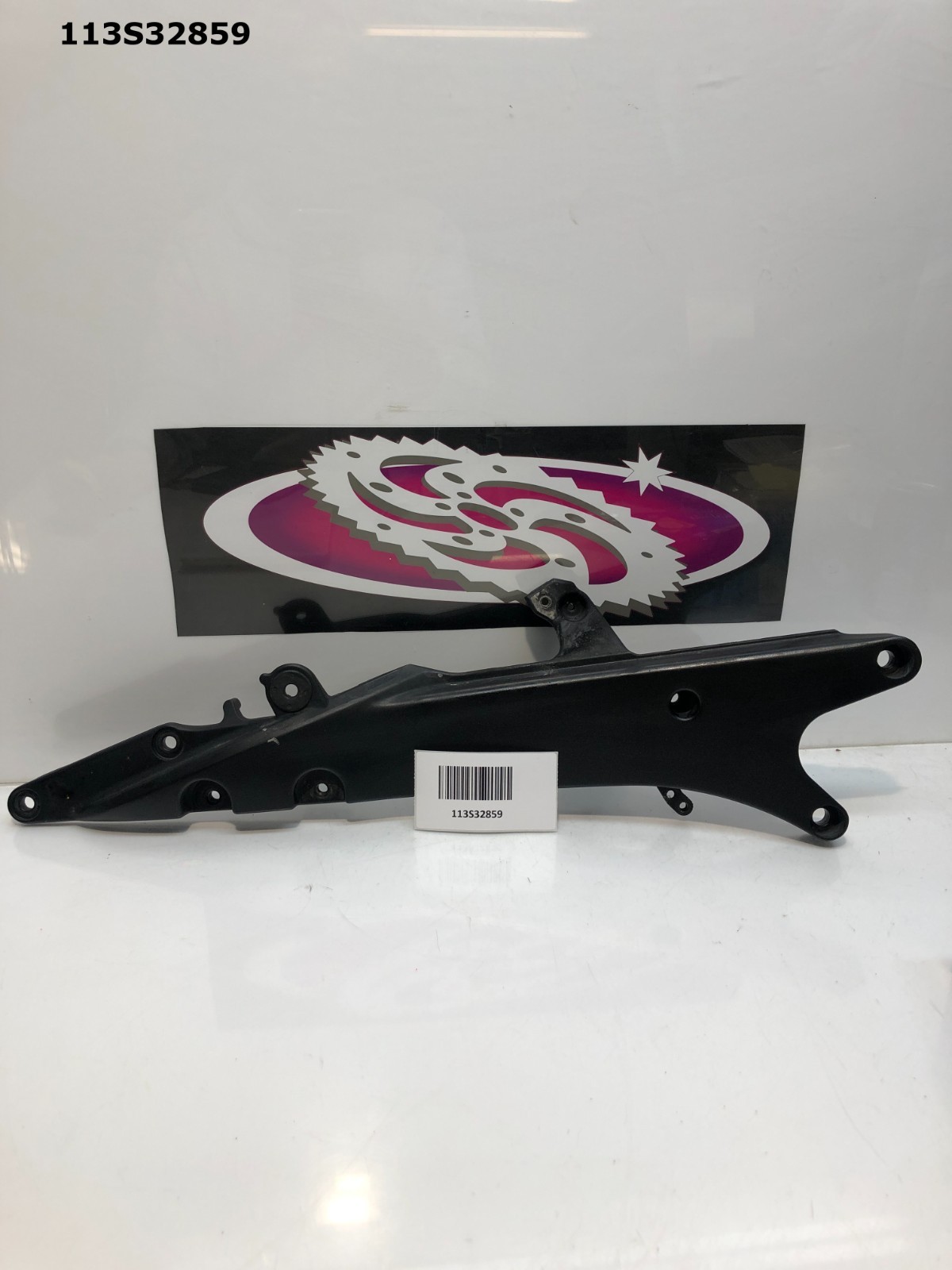 SUZUKI GSXR 1000 2005 - 2006 RH SUB FRAME SEAT RAIL M2278 LOT113 113S32859 SUZUKI GSXR 1000 2005 - 2006 RH SUB FRAME SEAT RAIL M2278 LOT113 113S32859