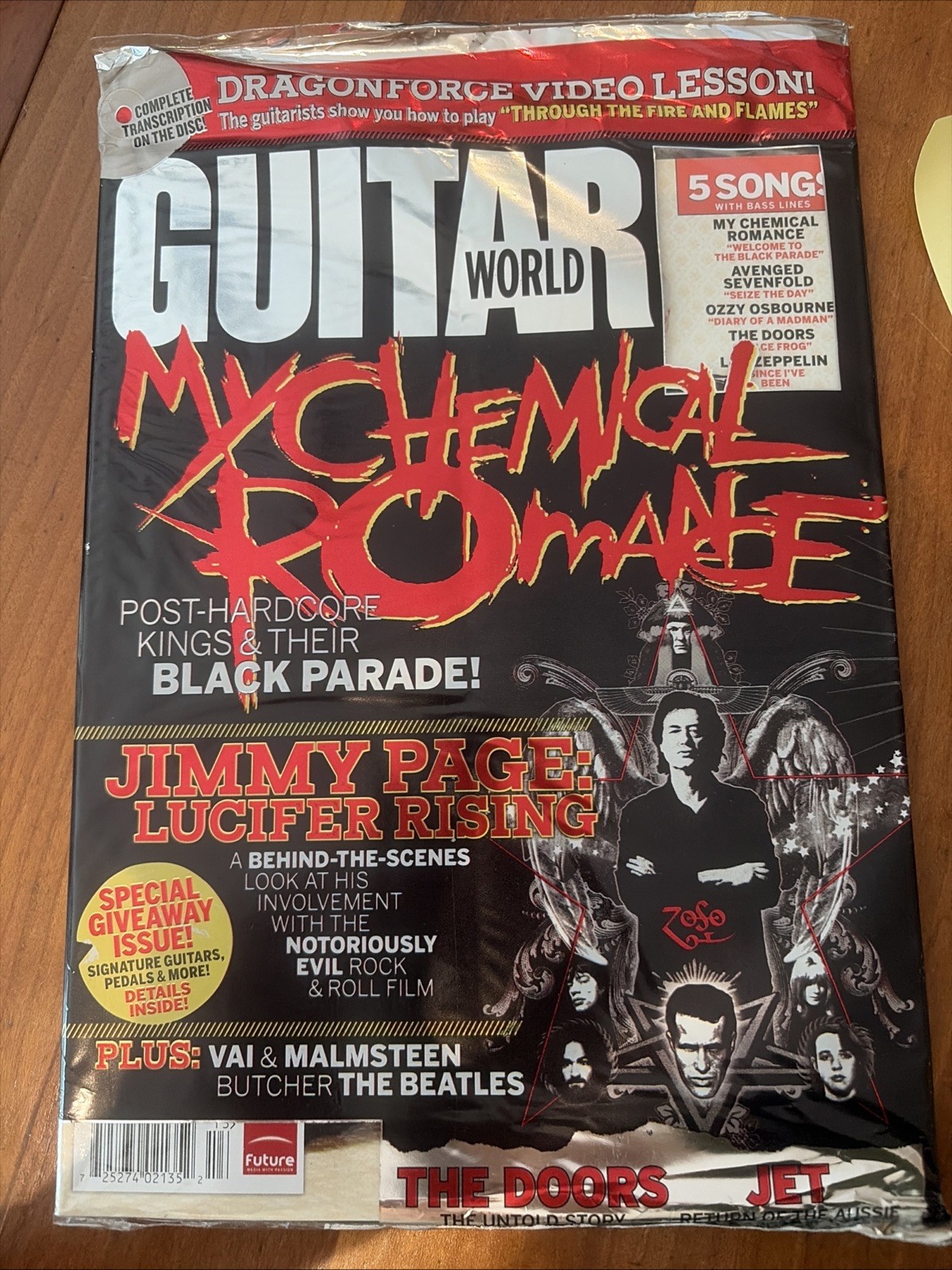 Guitar World: Holiday 2006 (Factory Sealed) Guitar World: Holiday 2006 (Factory Sealed)