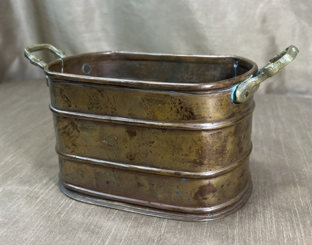 Vintage Copper Oval Oblong Planter Pot with Brass Handles Beautiful Aged Patina Vintage Copper Oval Oblong Planter Pot with Brass Handles Beautiful Aged Patina