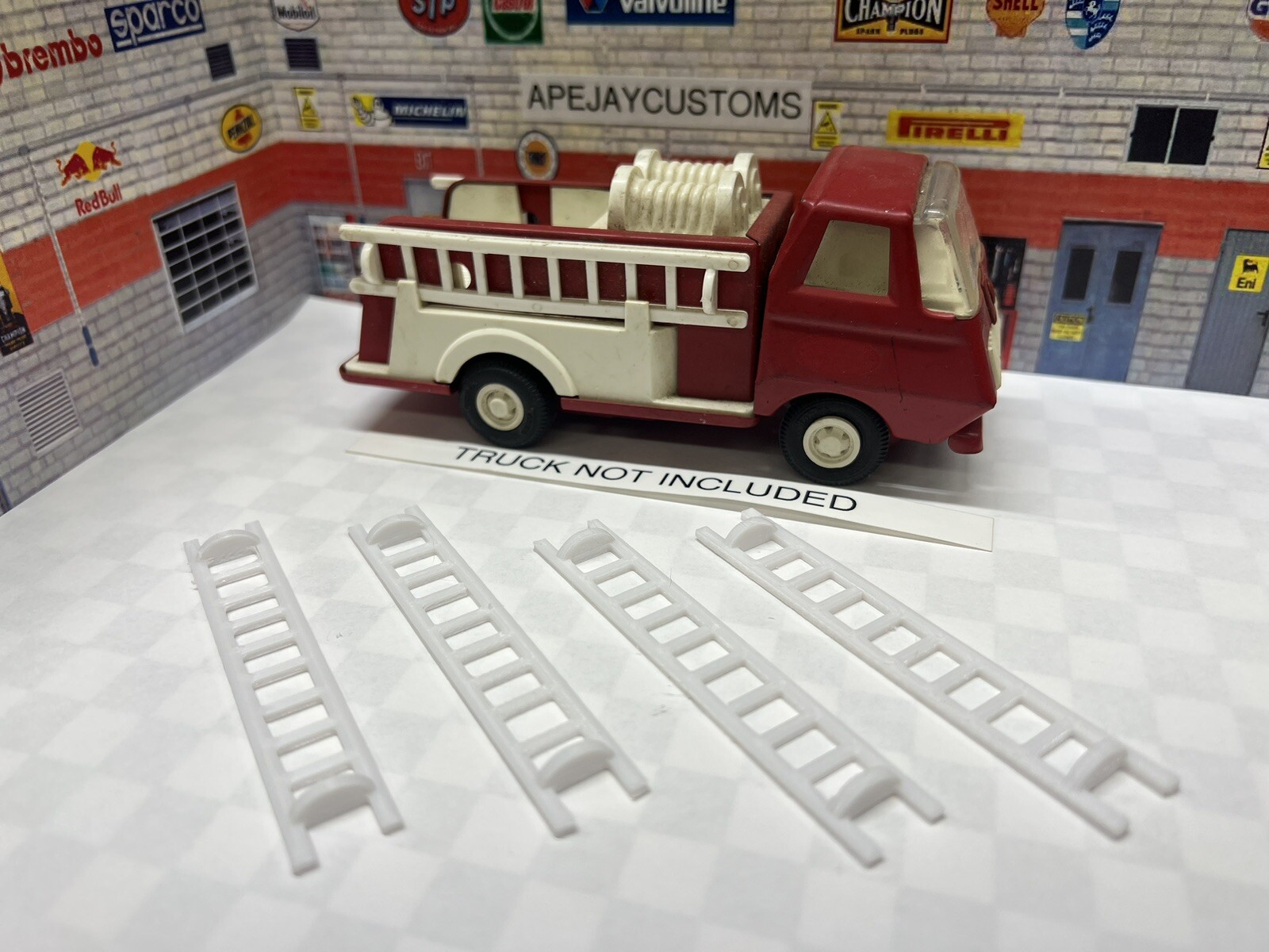 Vintage Tiny Mini Tonka 595 Red Fire Engine Pumper Truck 4 ladders(LADDERS ONLY) Vintage Tiny Mini Tonka 595 Red Fire Engine Pumper Truck 4 ladders(LADDERS ONLY)