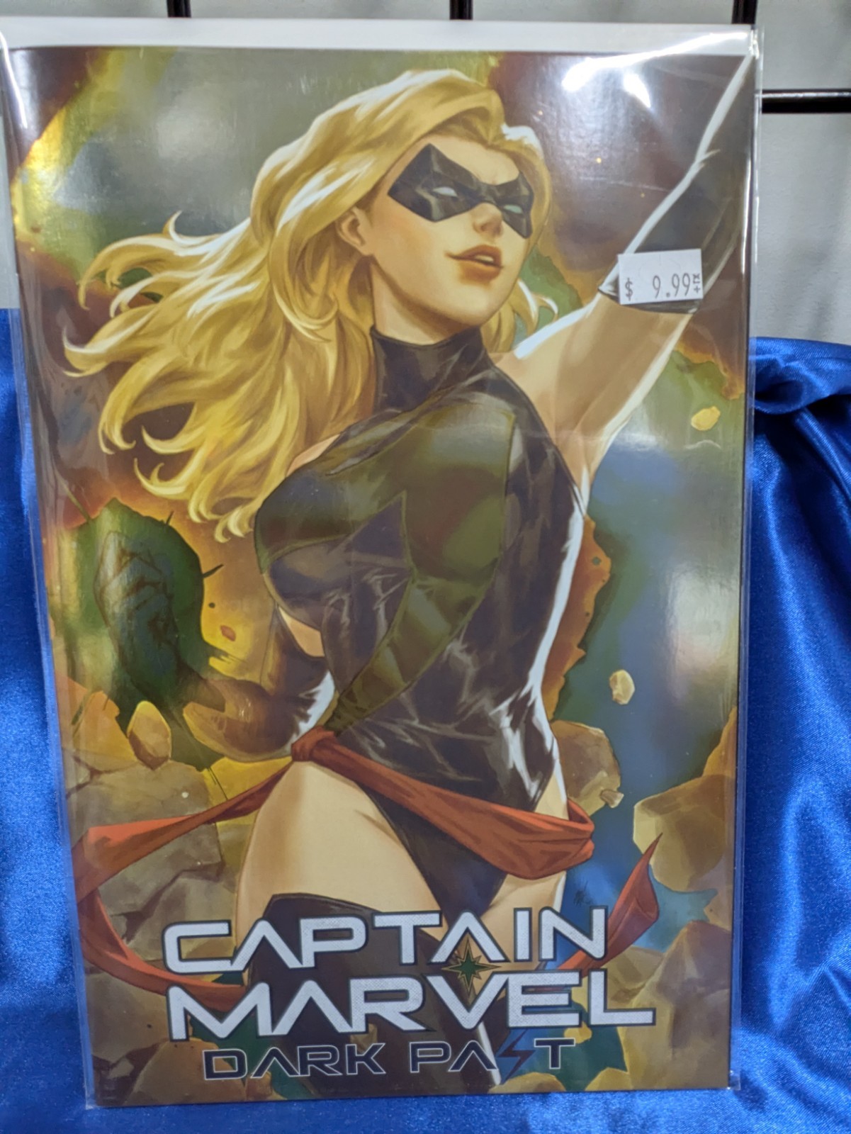 Captain Marvel: Dark Past #1 Ejikure Foil Variant 2026 Captain Marvel: Dark Past #1 Ejikure Foil Variant 2026