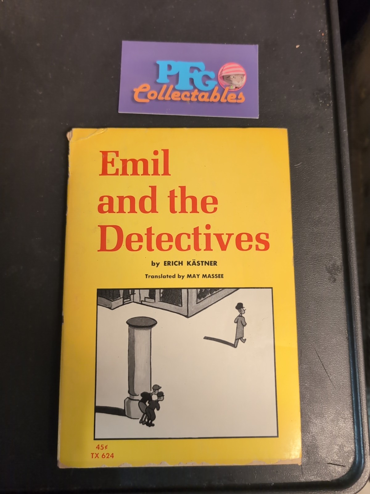 Emil and the Detectives - Kastner, Erich 1st Printing 1965 PB Vintage Vtg Emil and the Detectives - Kastner, Erich 1st Printing 1965 PB Vintage Vtg