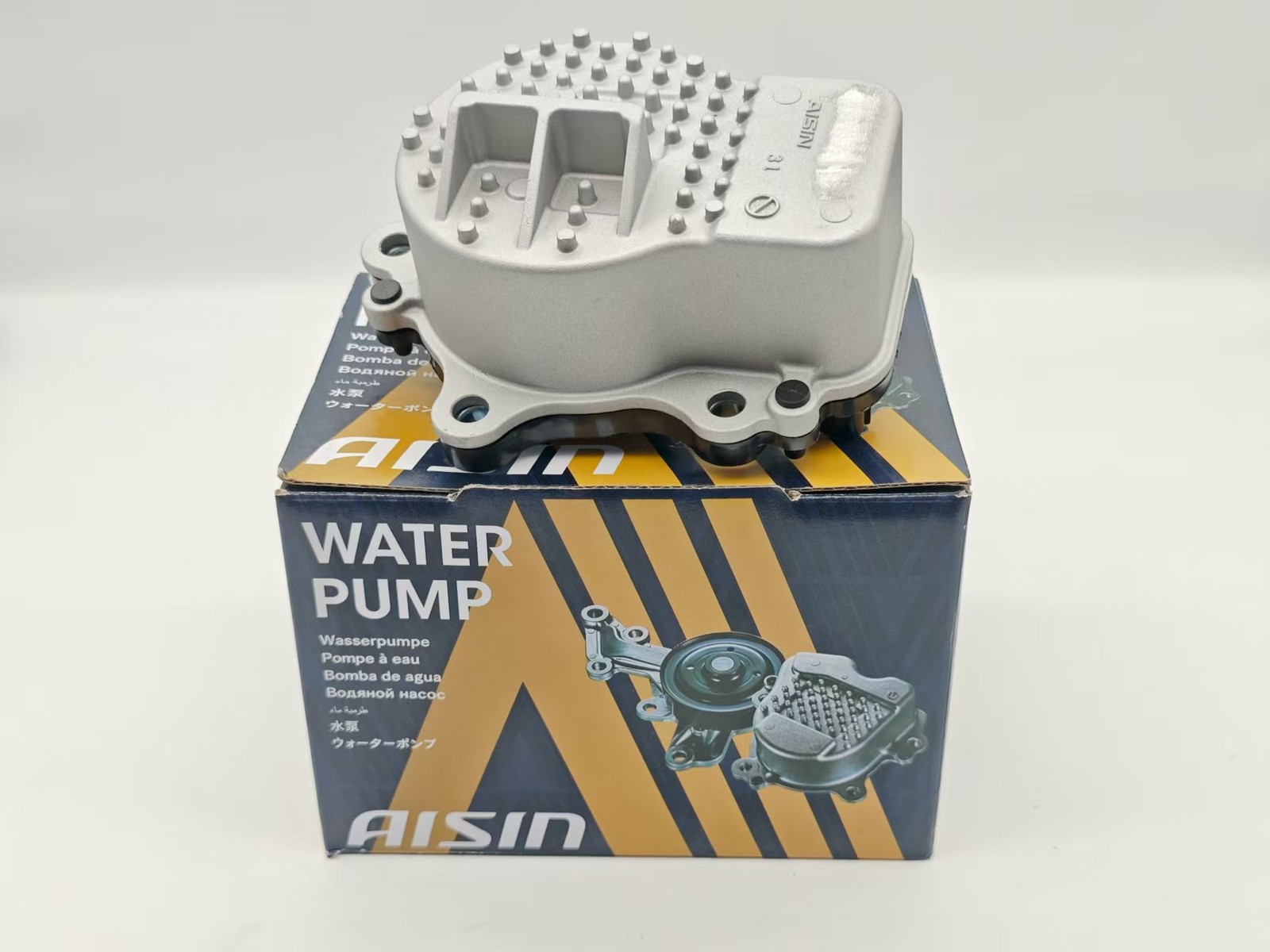 New AISIN Water Pump WPT-190 WPT190 ZVW30 ZVW35 161A0-29015 Prius CT200h New AISIN Water Pump WPT-190 WPT190 ZVW30 ZVW35 161A0-29015 Prius CT200h