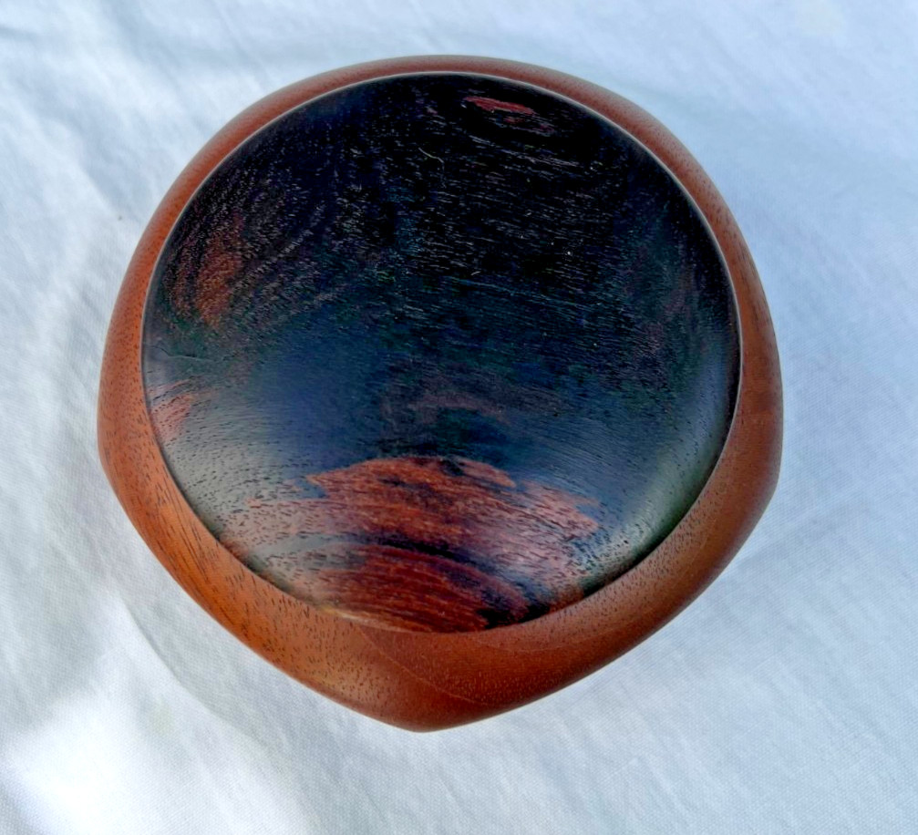 Vintage Signed Peter Bloch NH Mahogany & Bocote Wood Music Box- \ Vintage Signed Peter Bloch NH Mahogany & Bocote Wood Music Box- \