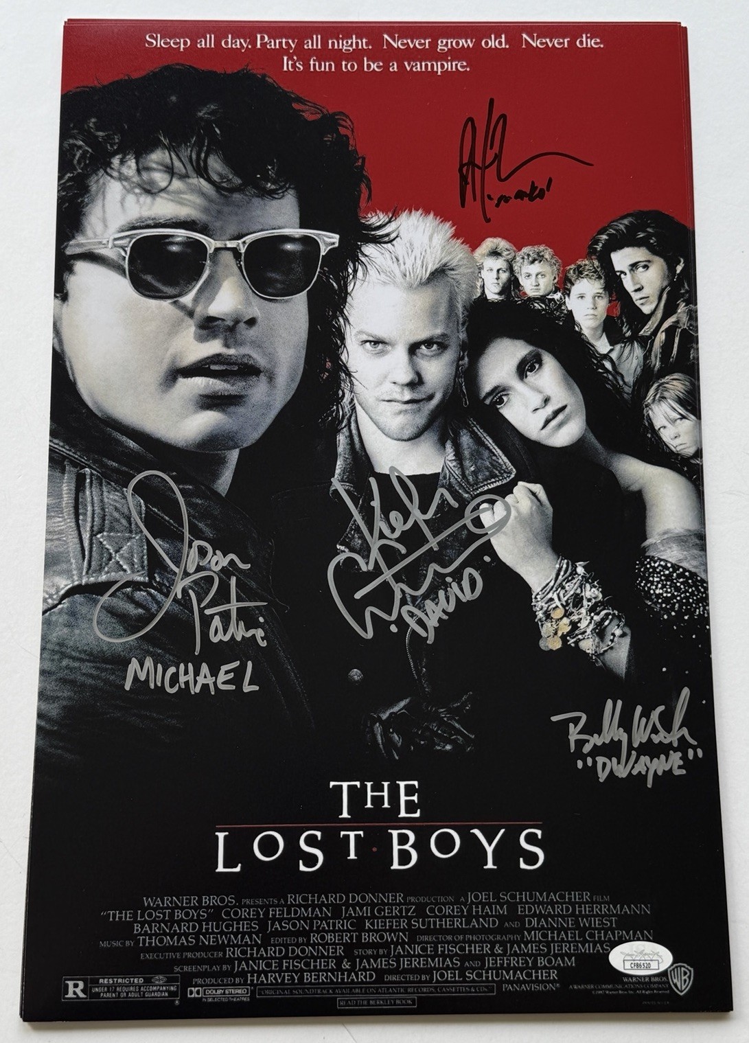 Kiefer Sutherland +3 The Lost Boys Cast Signed 11x17 Movie Photo EXACT PROOF JSA Kiefer Sutherland +3 The Lost Boys Cast Signed 11x17 Movie Photo EXACT PROOF JSA