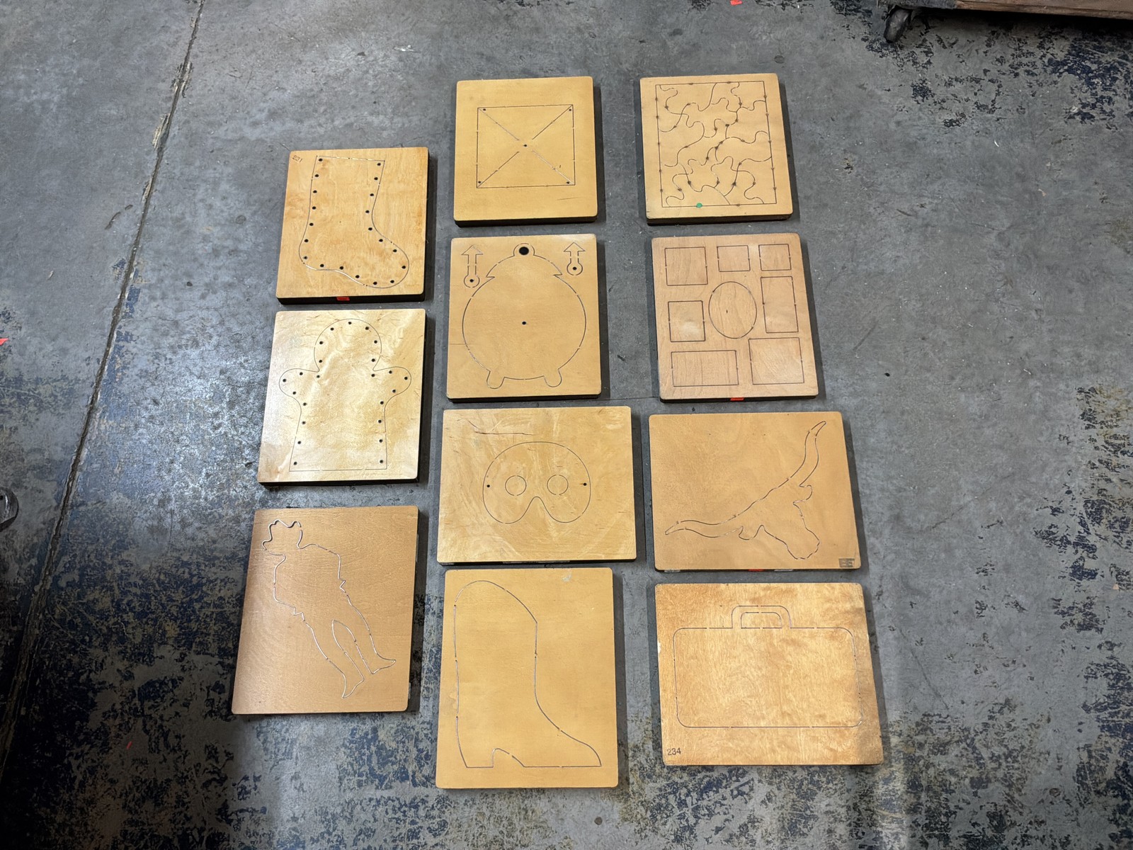 11 Large-Size AccuCut Misc Dies 11 Large-Size AccuCut Misc Dies
