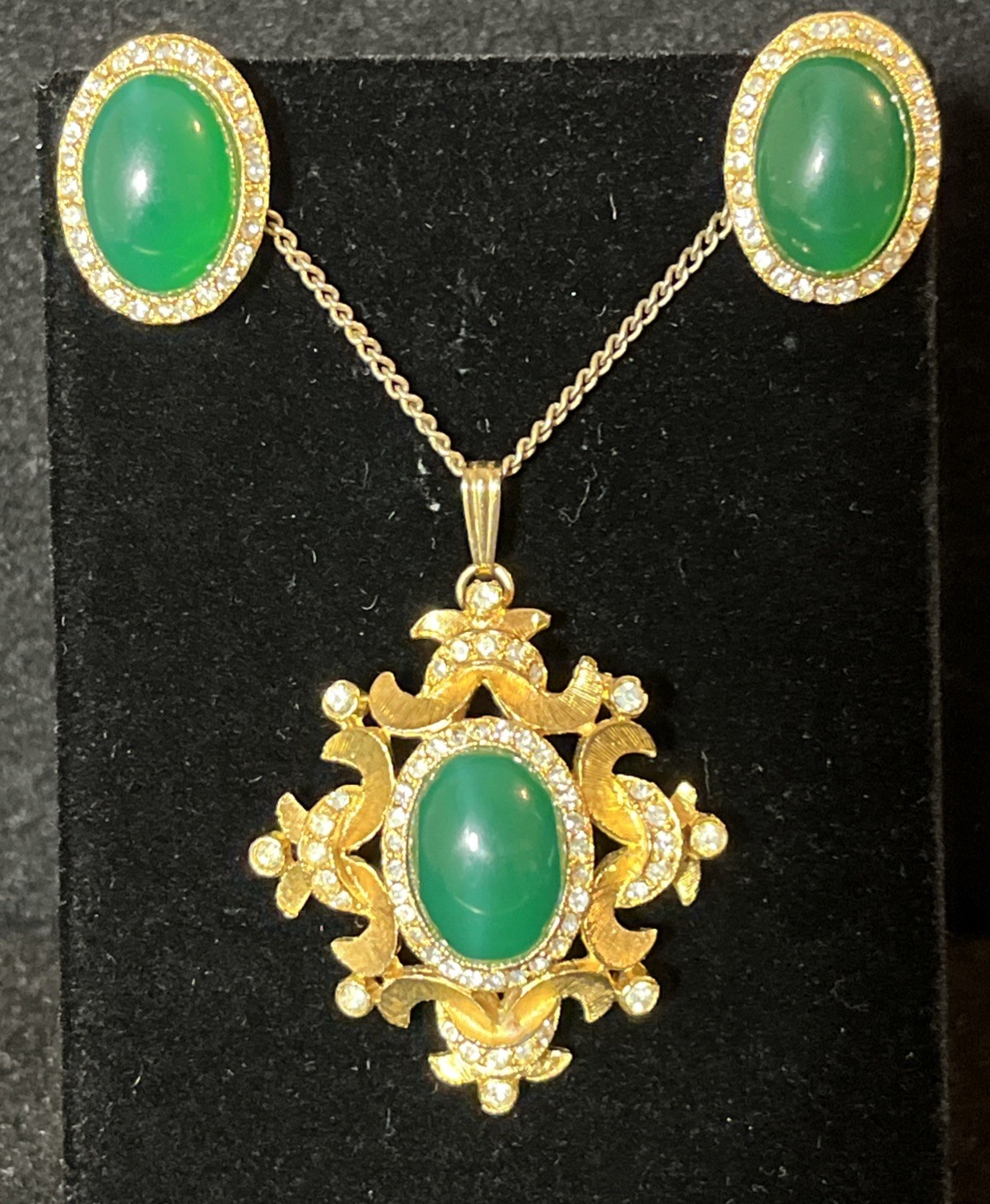 Rare Vintage Jomaz Emerald Glass Cabochon Earrings and Pendant 3pc Set Rare Vintage Jomaz Emerald Glass Cabochon Earrings and Pendant 3pc Set