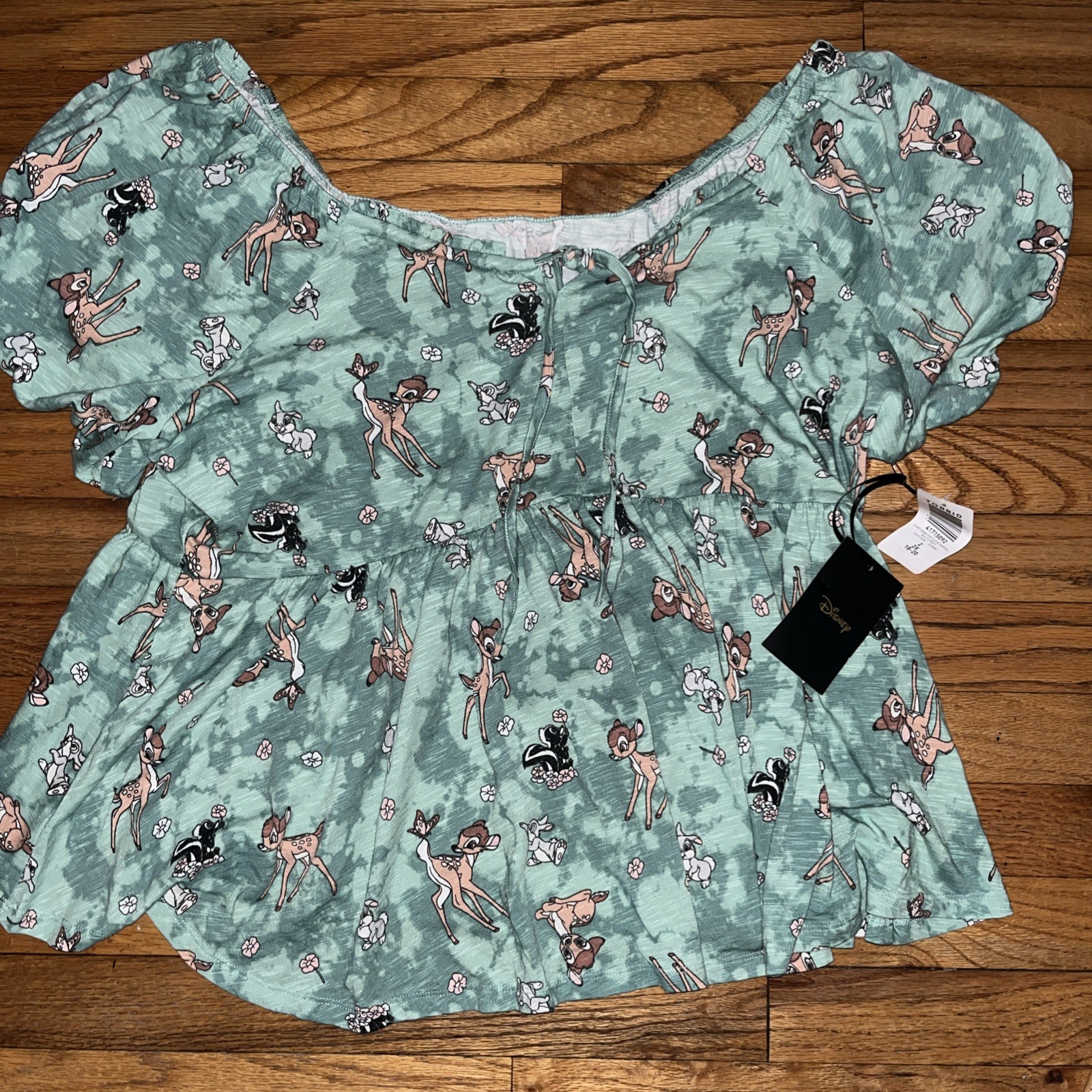 Torrid Torrid Size 2XL Disney Bambi print puff sleeve Top New Deer