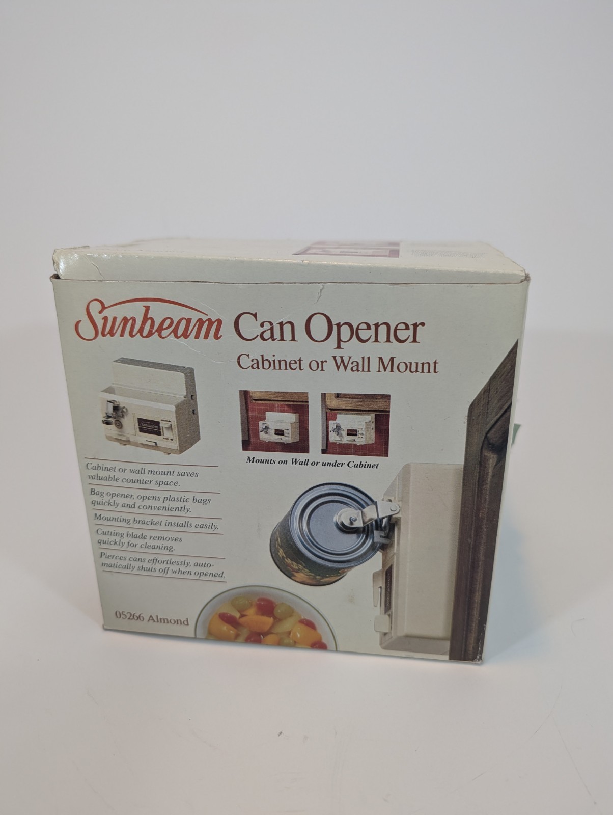 NOS Vintage Sunbeam 05266 Under Cabinet Wall Mount Can Opener Almond
