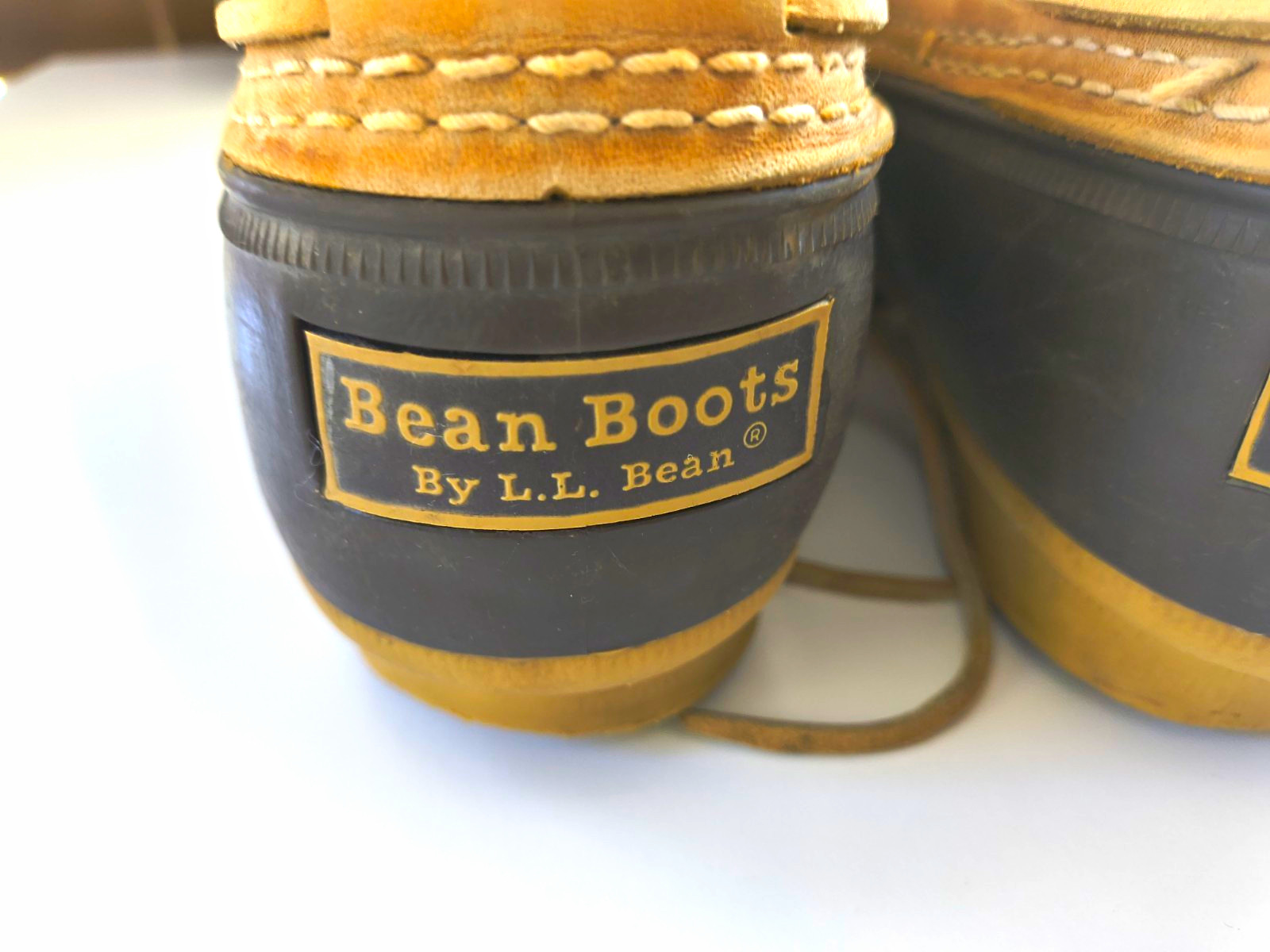 L.L. Bean Men’s Lace-Up Duck Boots Leather/Rubber Round Toe Brown/Black L.L. Bean Men’s Lace-Up Duck Boots Leather/Rubber Round Toe Brown/Black