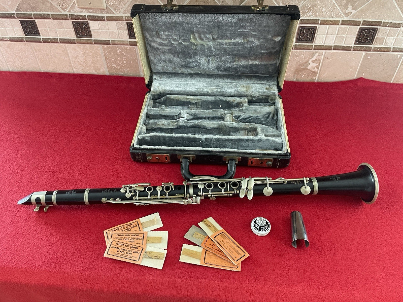 Vintage Noblet Paris (Leblanc France) Model 40 Wooden Bb Clarinet –1960s w/ Case