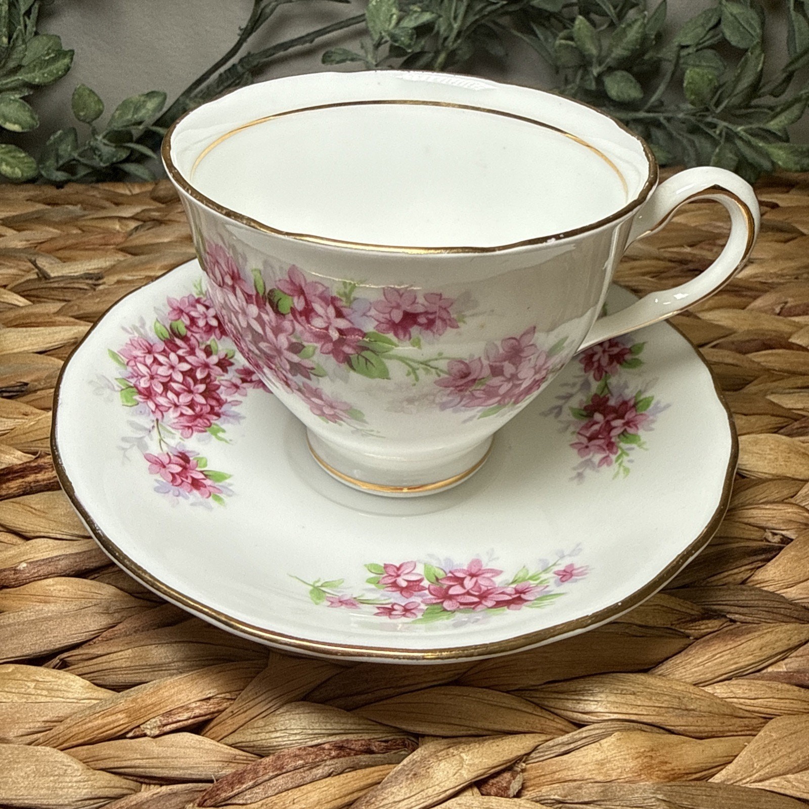 Colclough Tea Cup & Saucer Set Fine Bone China Pink Flowers England Vintage Colclough Tea Cup & Saucer Set Fine Bone China Pink Flowers England Vintage