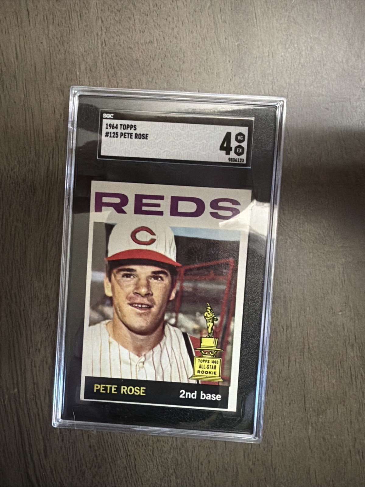 1964 Topps PETE ROSE 2nd YEAR Cincinnati Reds #125 SGC 4 VG/EX Condition 1964 Topps PETE ROSE 2nd YEAR Cincinnati Reds #125 SGC 4 VG/EX Condition
