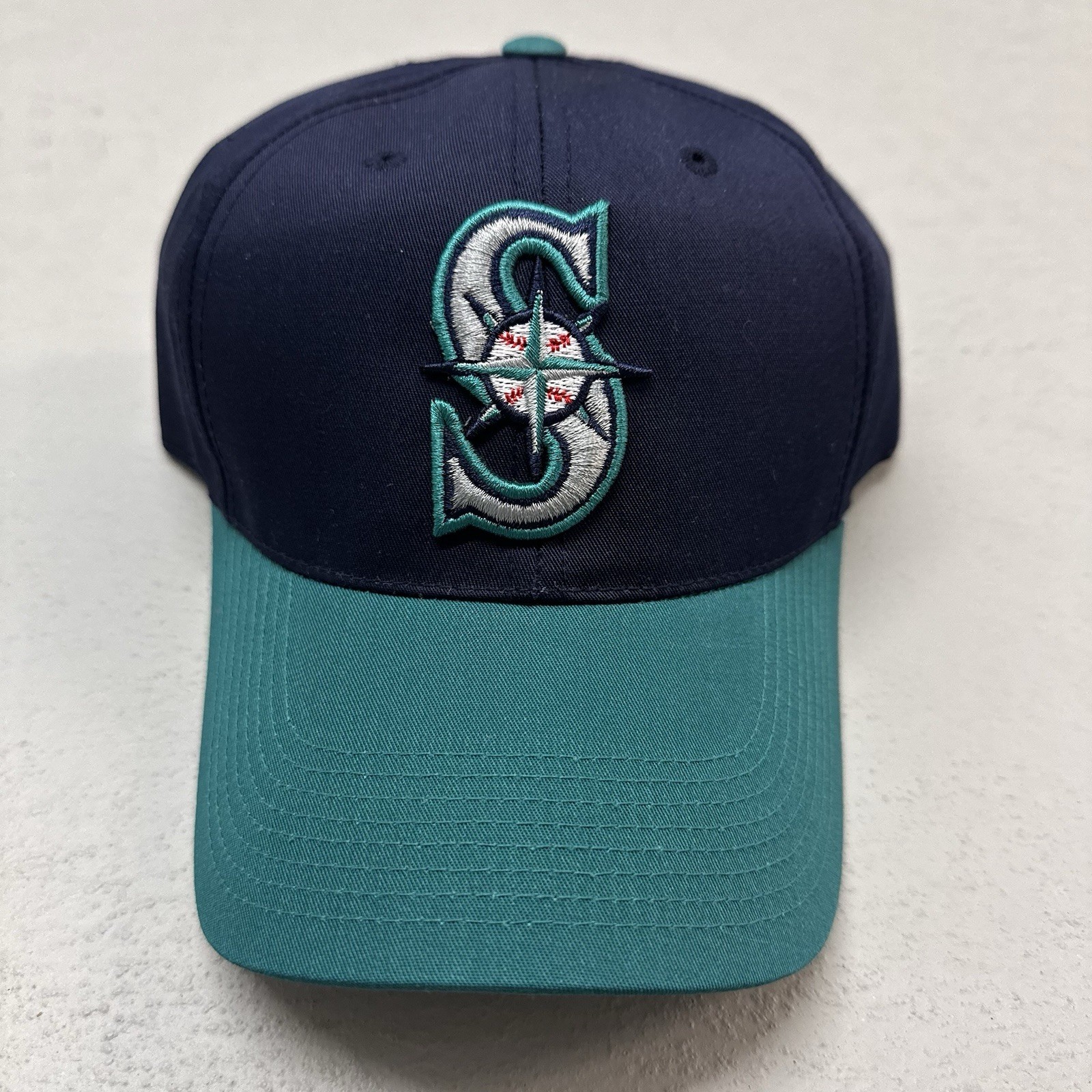 Vintage Seattle Mariners SnapBack Hat 90s Deadstock Outdoor Cap Y2K MLB Griffey Vintage Seattle Mariners SnapBack Hat 90s Deadstock Outdoor Cap Y2K MLB Griffey