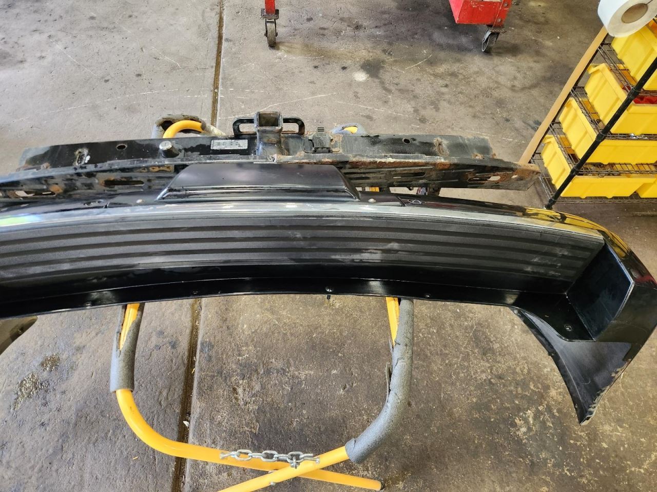 (LOCAL PICKUP ONLY) Rear Bumper Without Dual Tailpipe Fits 07-14 ESCALADE 761545