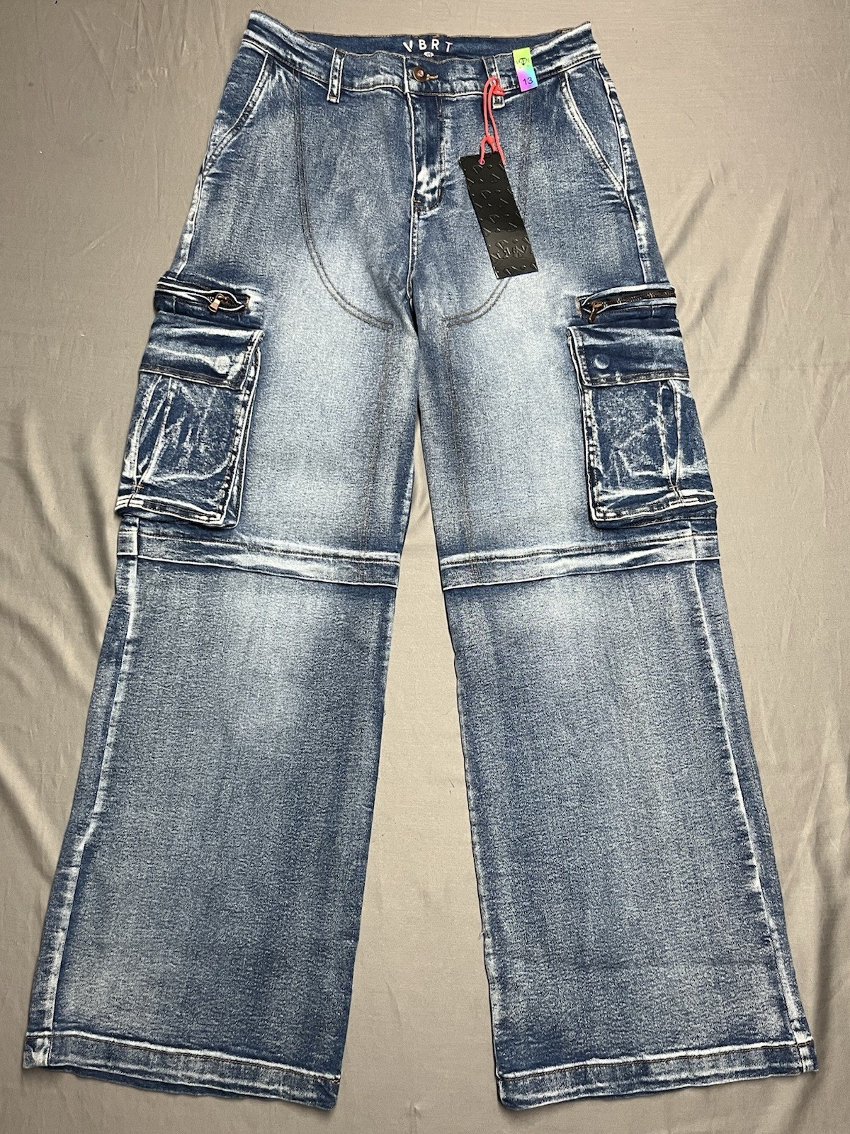 NWT VBRT Womens 31x33 Baggy Loose Fit Cargo Blue Denim Jeans Streetwear Fashion NWT VBRT Womens 31x33 Baggy Loose Fit Cargo Blue Denim Jeans Streetwear Fashion