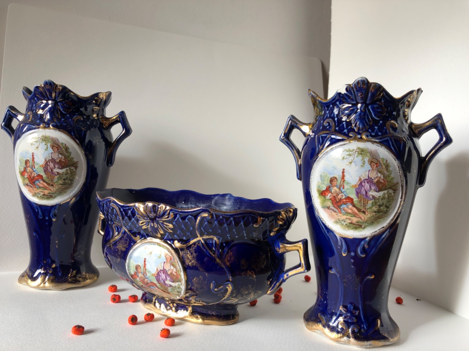 victorian style antic bleu cobalt vase gardiniere ceramic